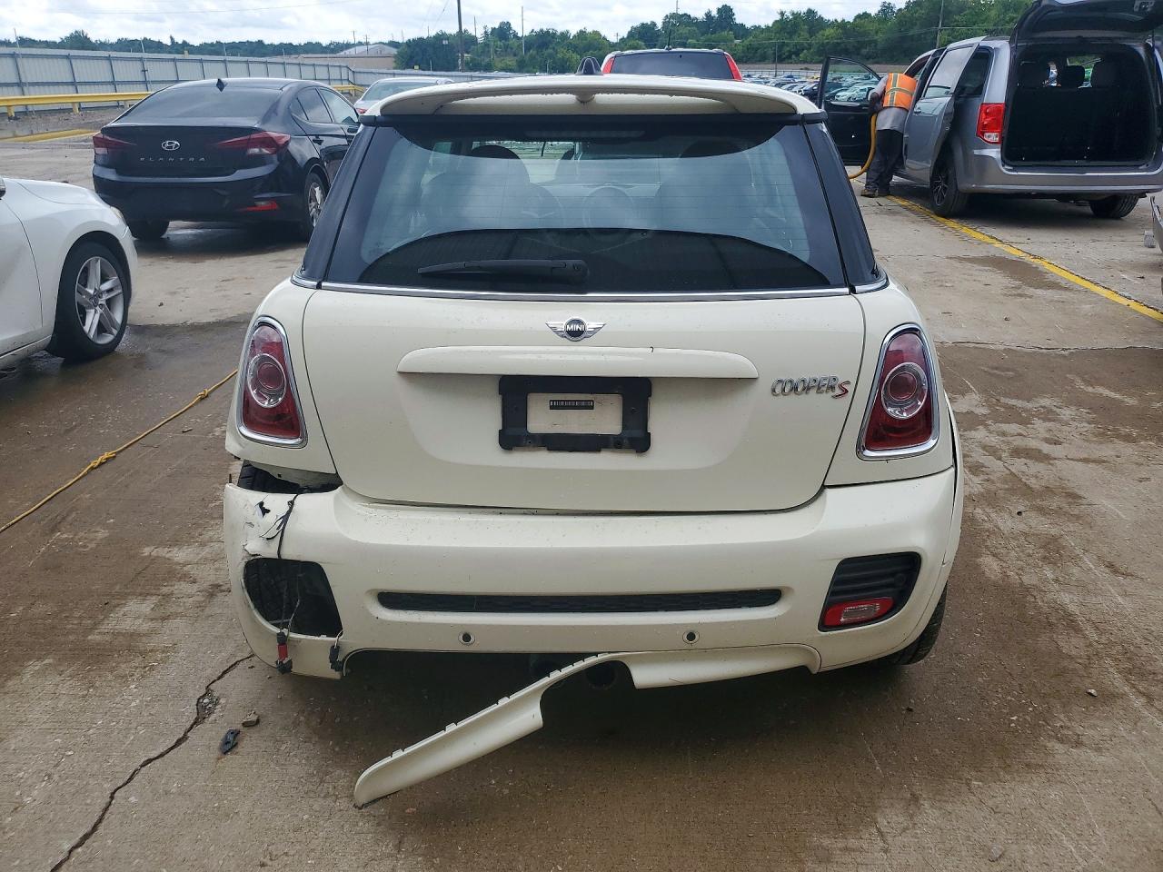 2011 Mini Cooper S Белый vin: WMWSV3C55BTY22293
