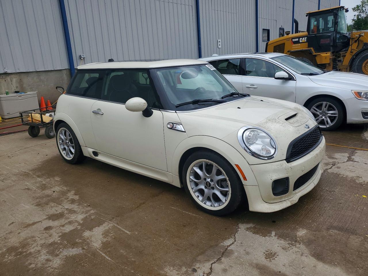 2011 Mini Cooper S Белый vin: WMWSV3C55BTY22293