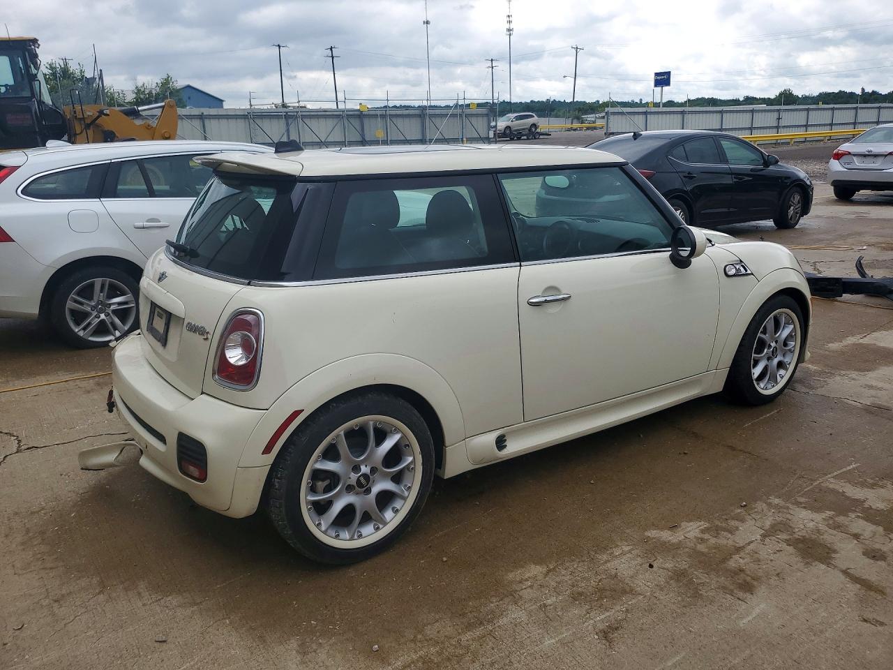2011 Mini Cooper S Белый vin: WMWSV3C55BTY22293