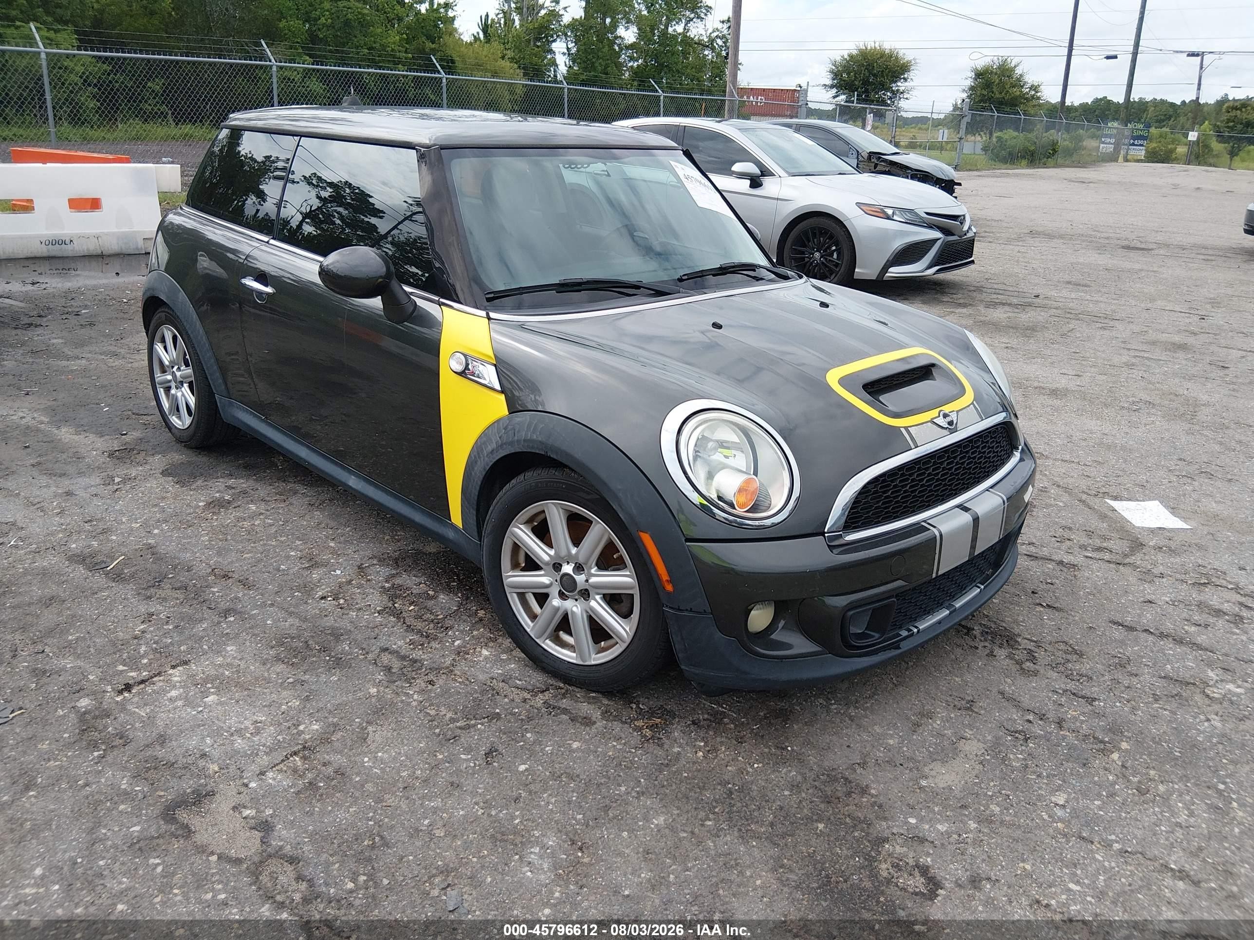 2013 Mini Hardtop Cooper S Gray vin: WMWSV3C55DT394051