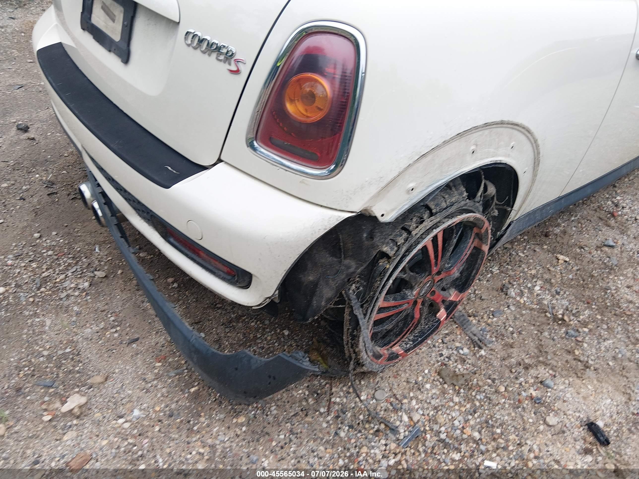 2013 Mini Hardtop Cooper S Кремовый vin: WMWSV3C55DT395989