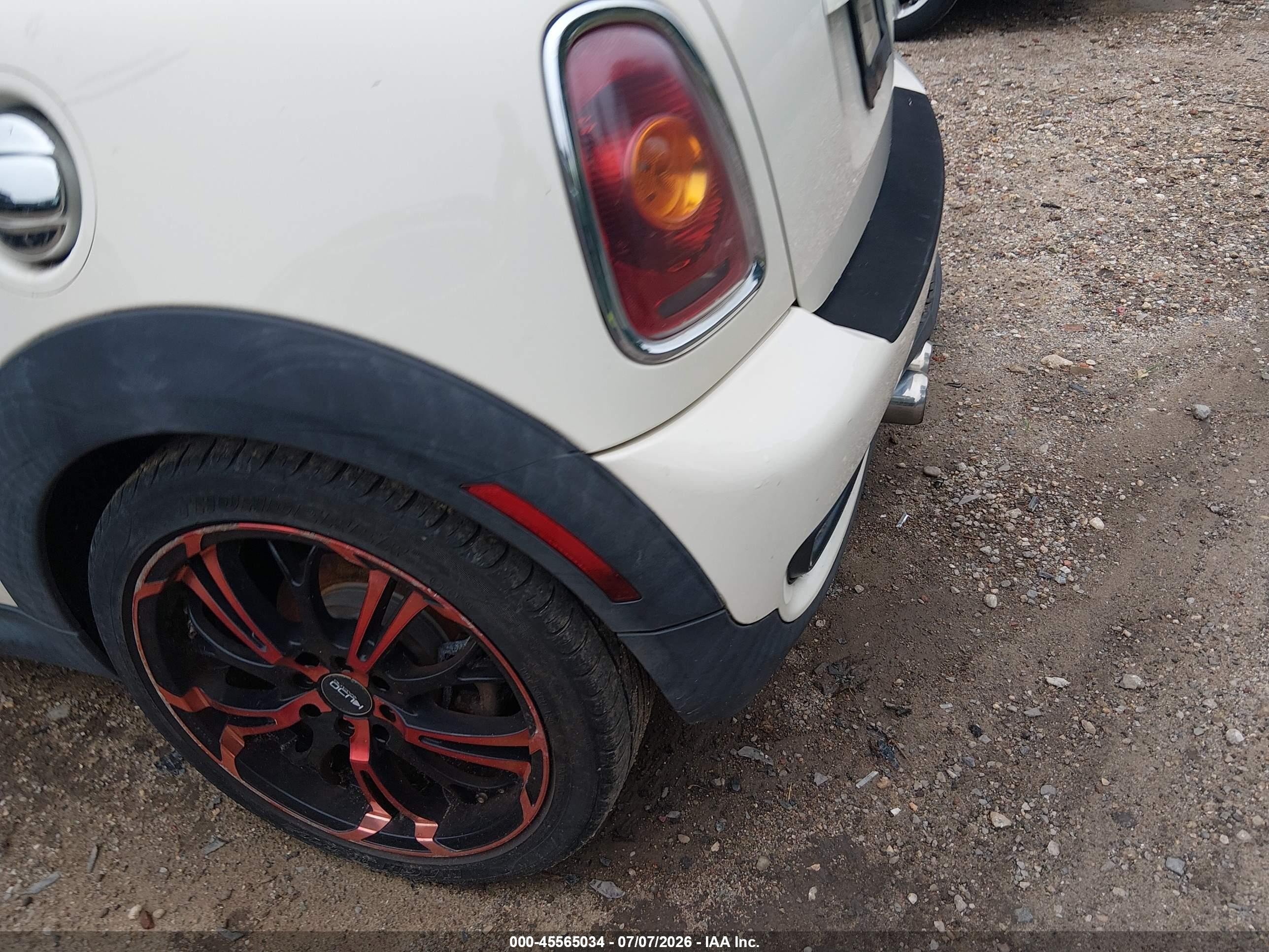 2013 Mini Hardtop Cooper S Кремовый vin: WMWSV3C55DT395989