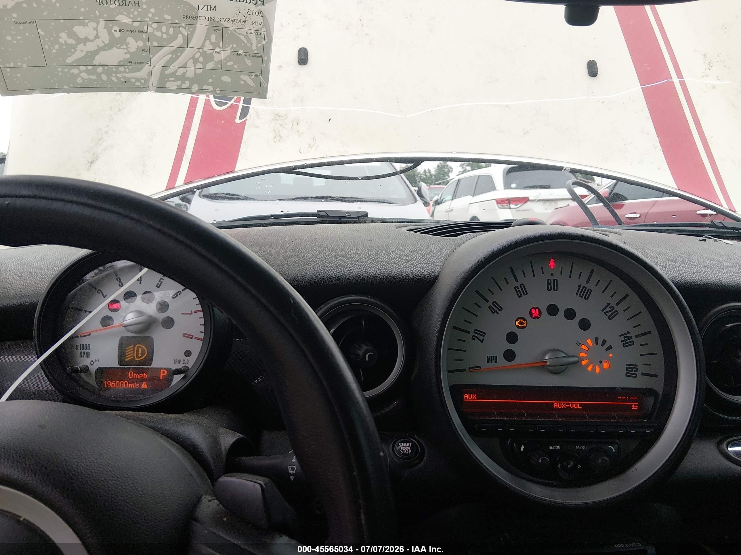 2013 Mini Hardtop Cooper S Кремовый vin: WMWSV3C55DT395989