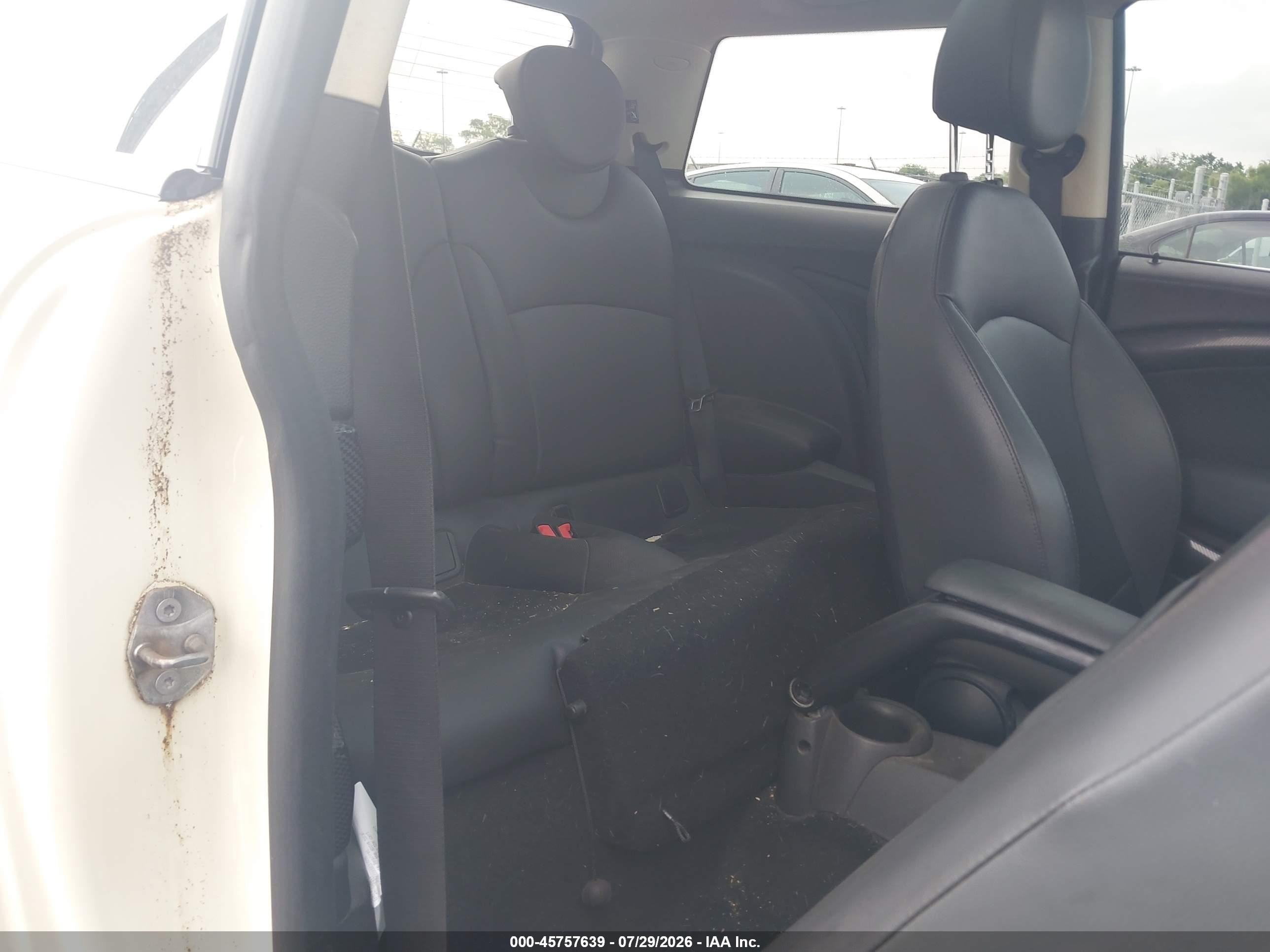 2013 Mini Hardtop Cooper S White vin: WMWSV3C56DT391787