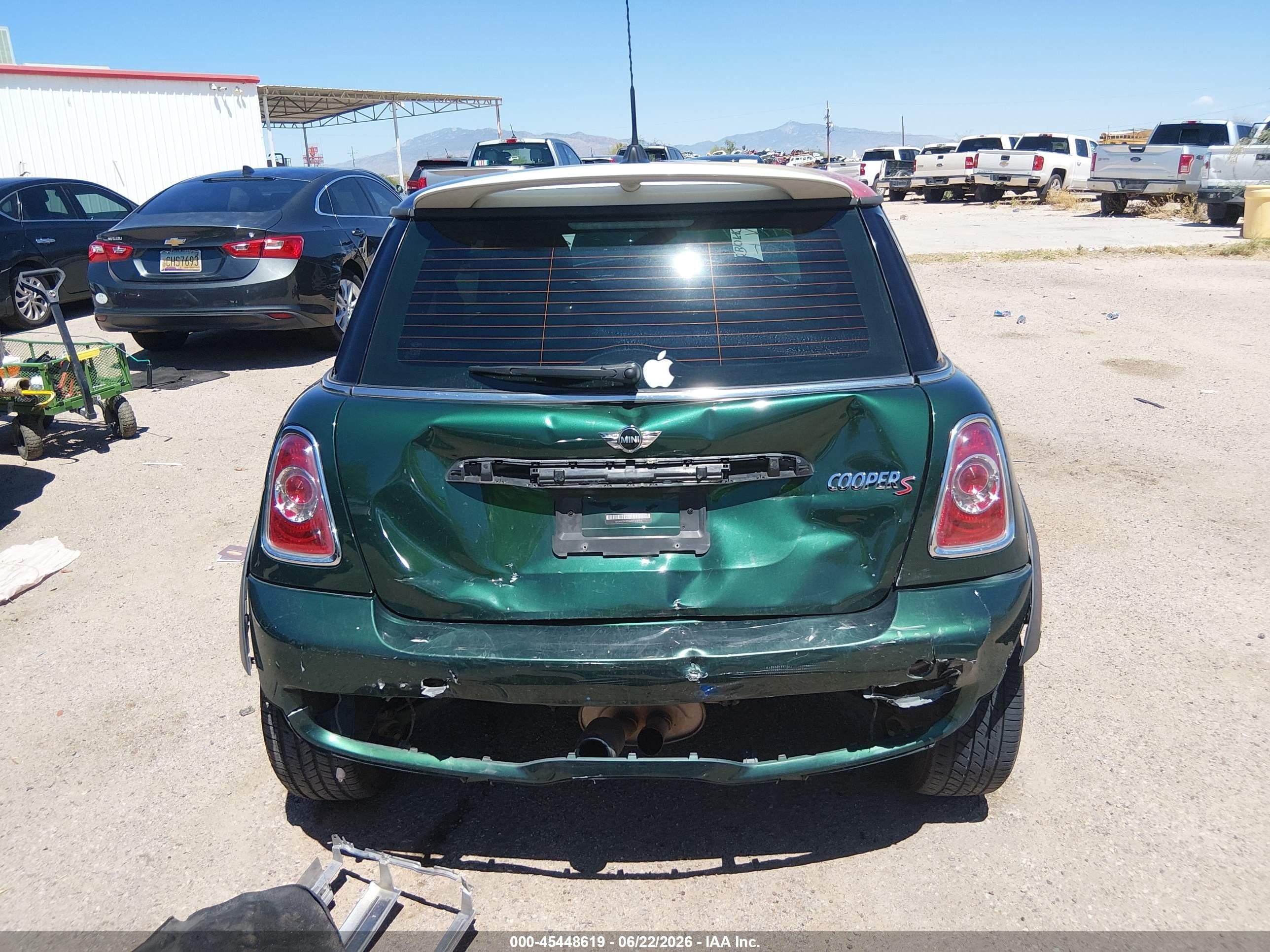 2013 Mini Hardtop Cooper S Green vin: WMWSV3C56DT476144