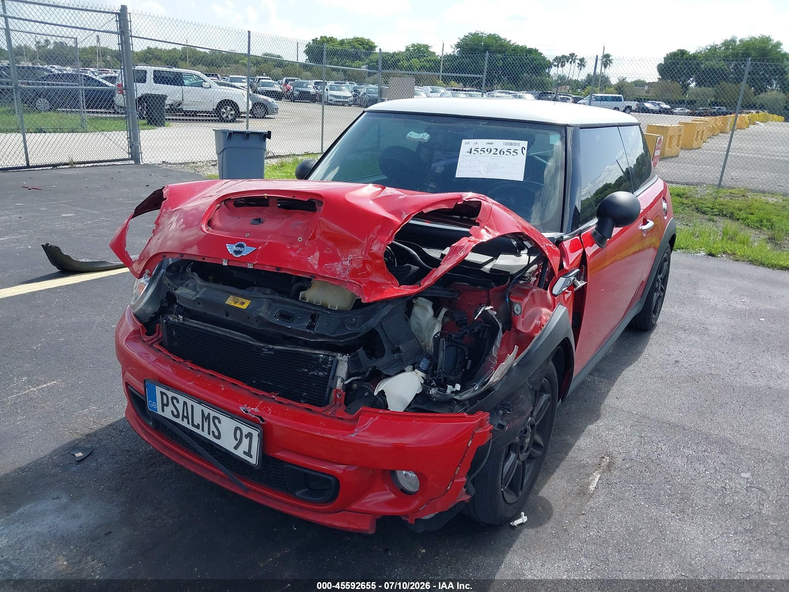 2013 Mini Hardtop Cooper S Red vin: WMWSV3C56DT478119