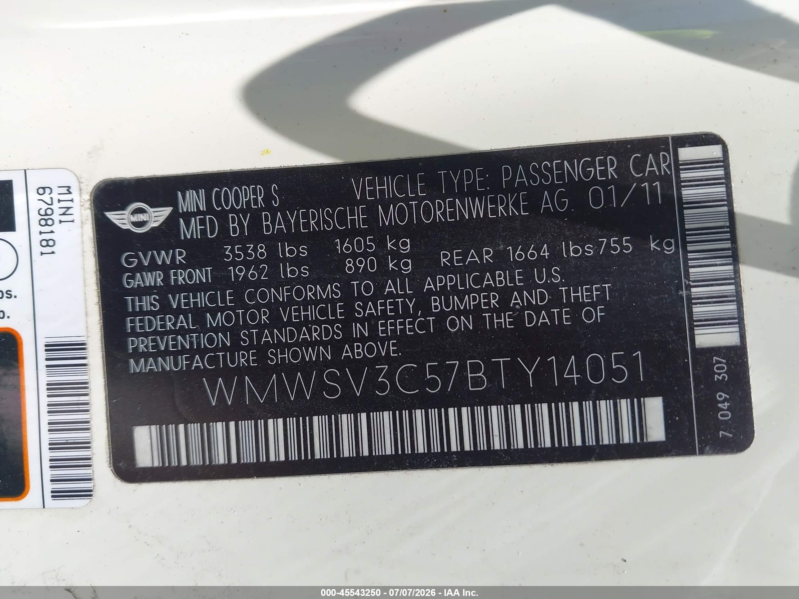 2011 Mini Cooper S   White vin: WMWSV3C57BTY14051