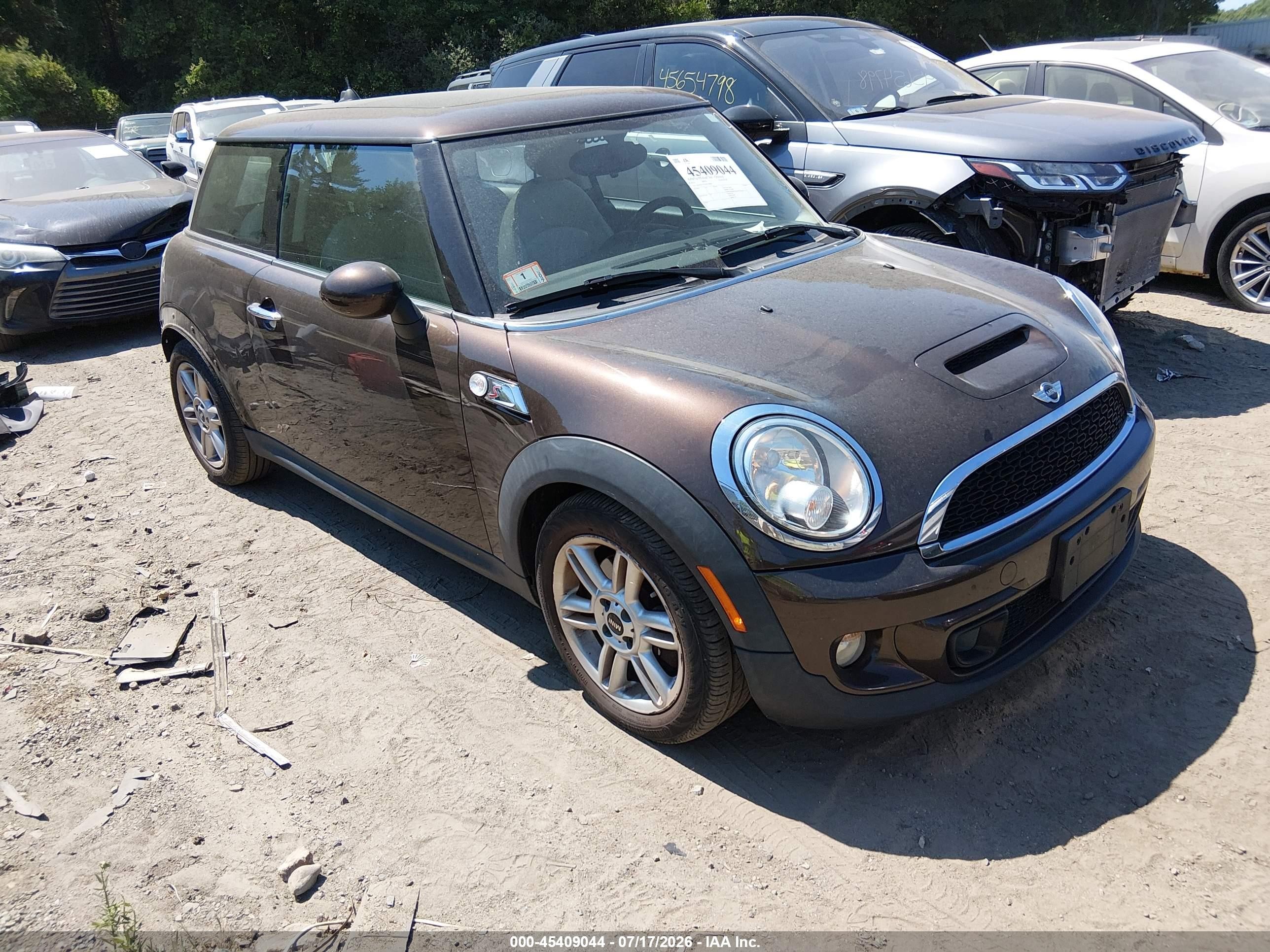 2013 Mini Hardtop Cooper S Brown vin: WMWSV3C57DT388865