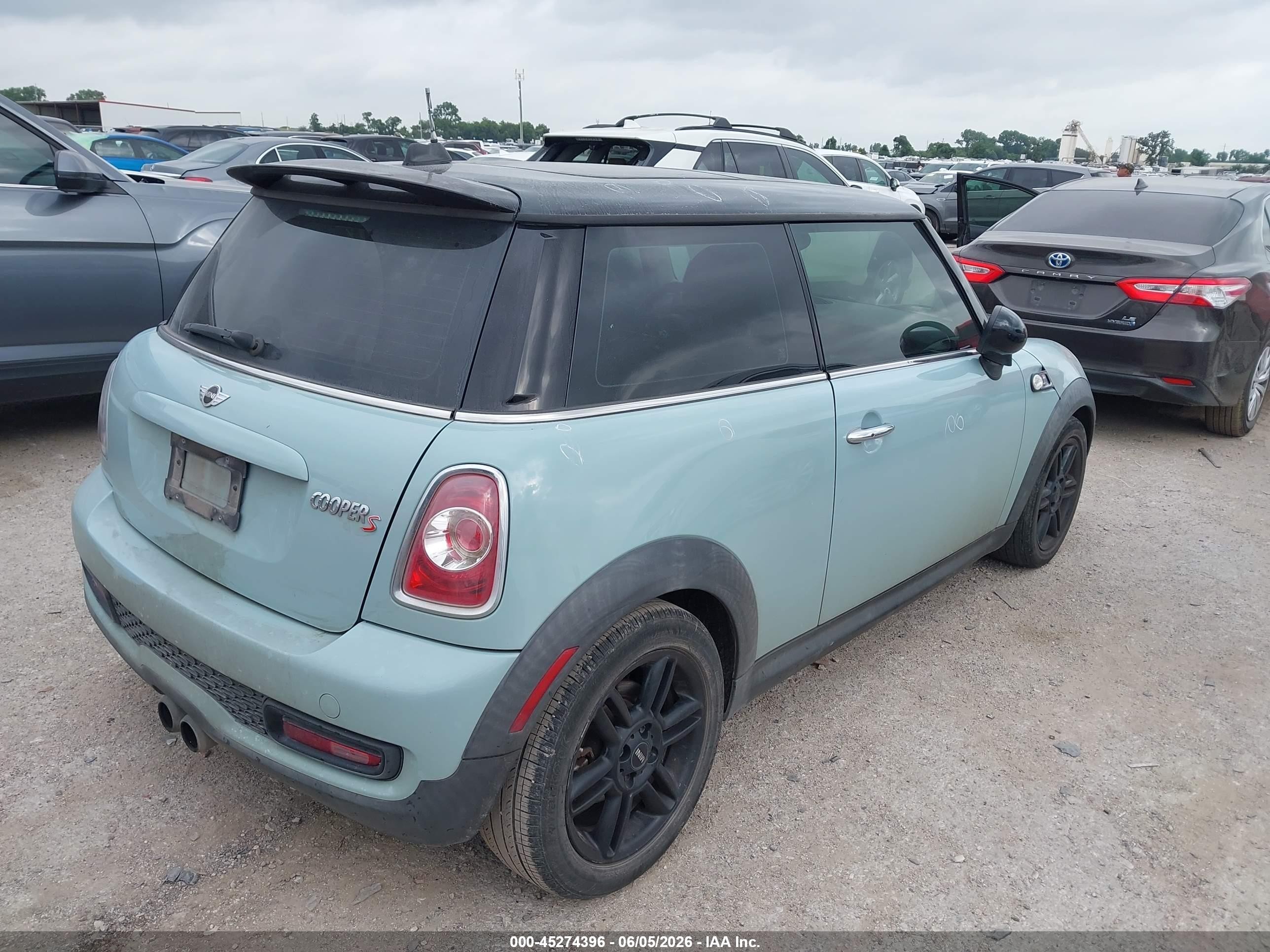 2013 Mini Hardtop Cooper S Blue vin: WMWSV3C57DT390521