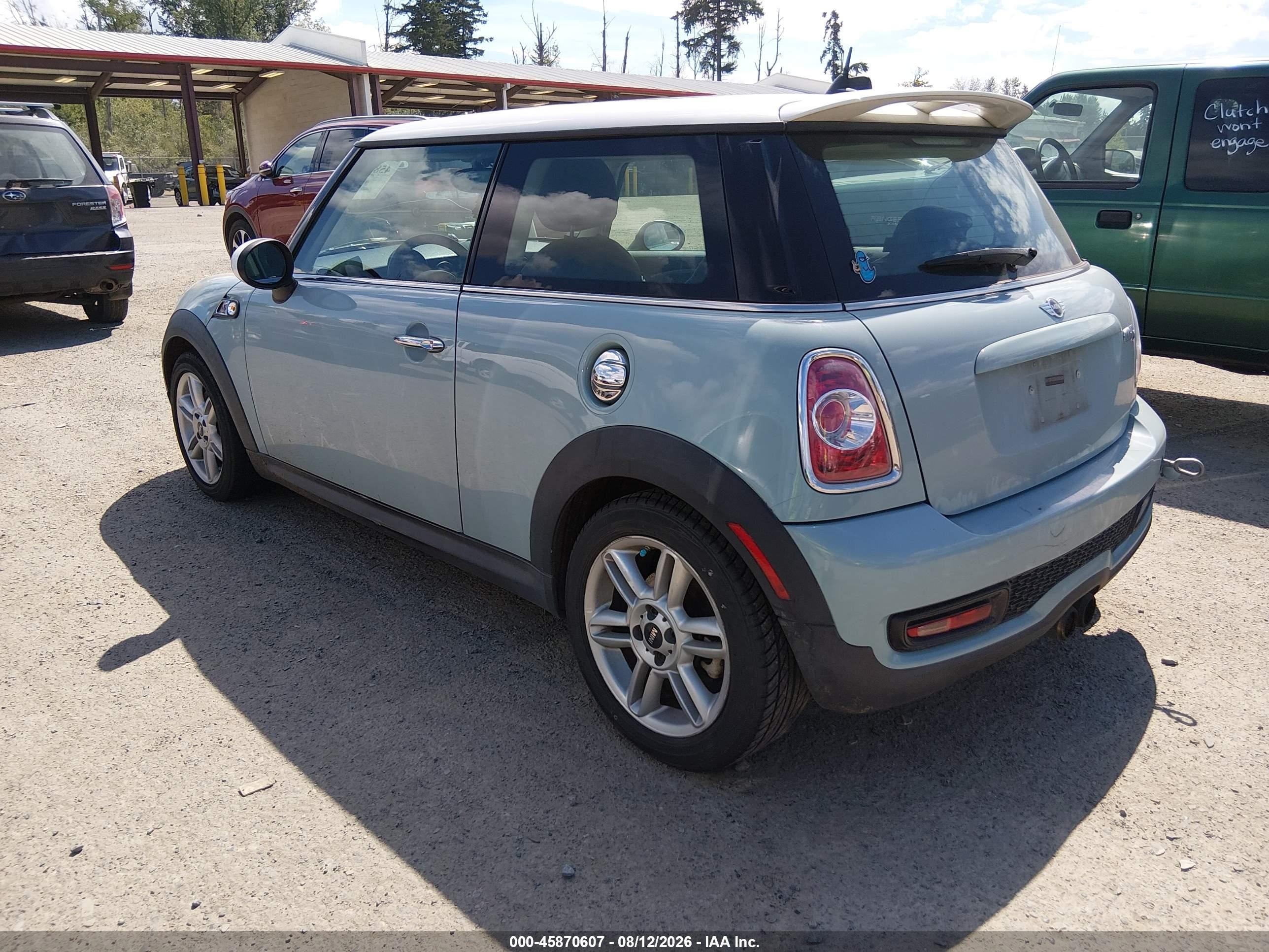 2013 Mini Hardtop Cooper S Бирюзовый vin: WMWSV3C58DT391175