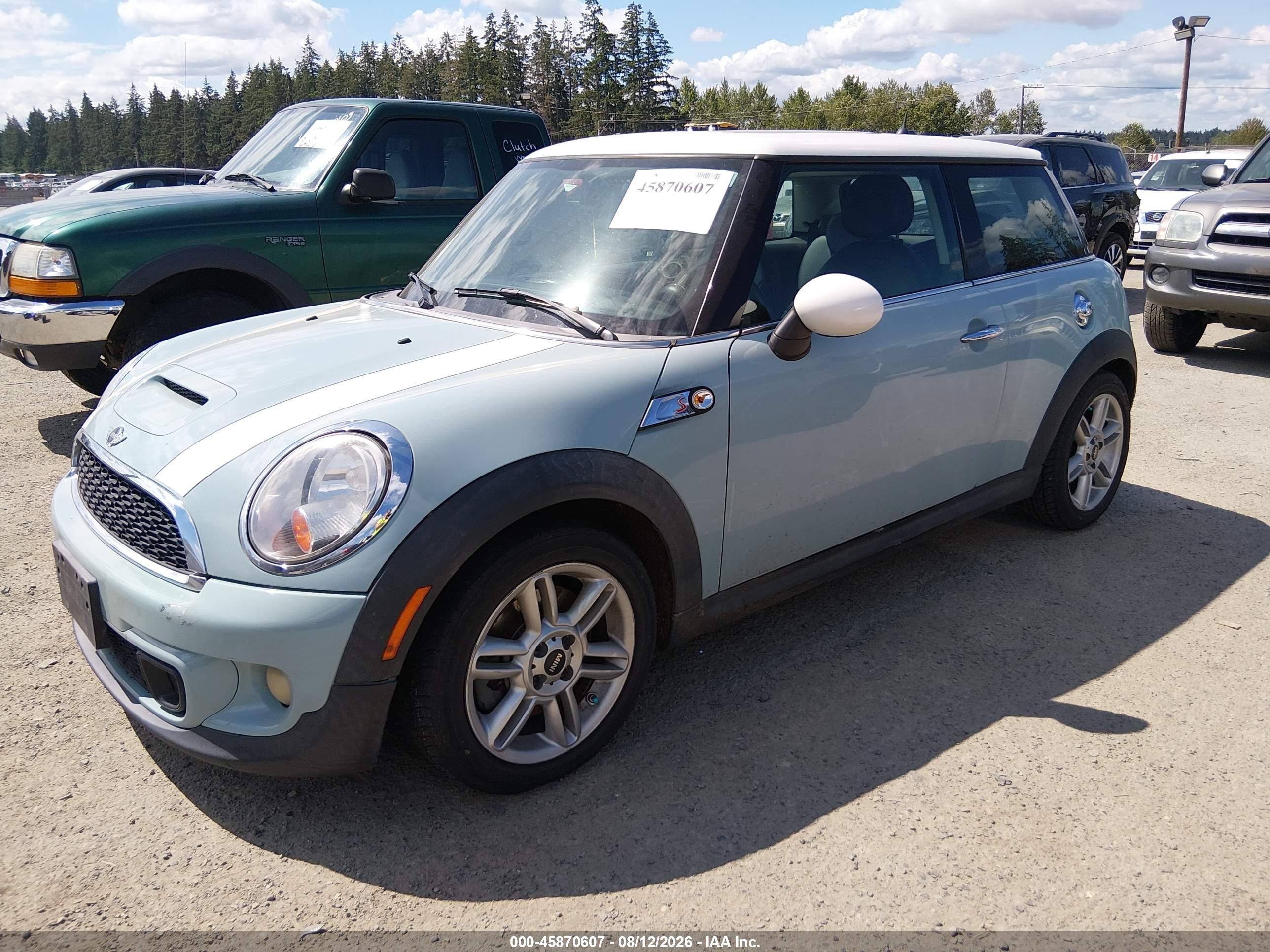 2013 Mini Hardtop Cooper S Бирюзовый vin: WMWSV3C58DT391175