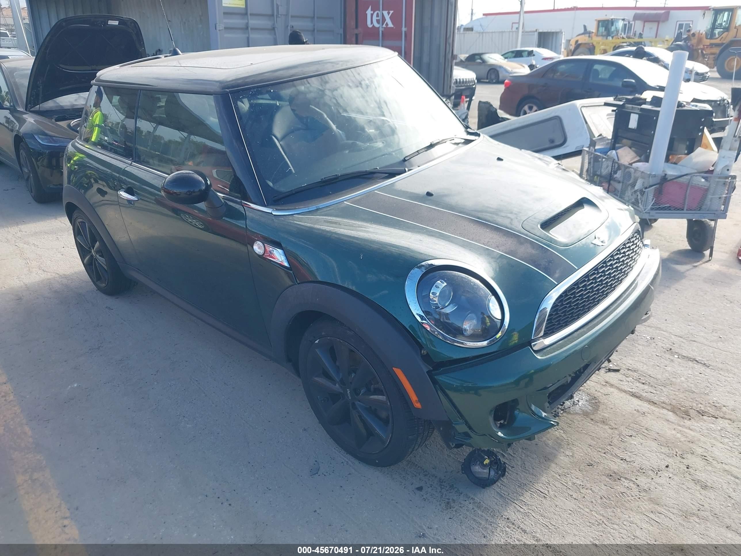 2013 Mini Hardtop Cooper S Green vin: WMWSV3C58DT394545