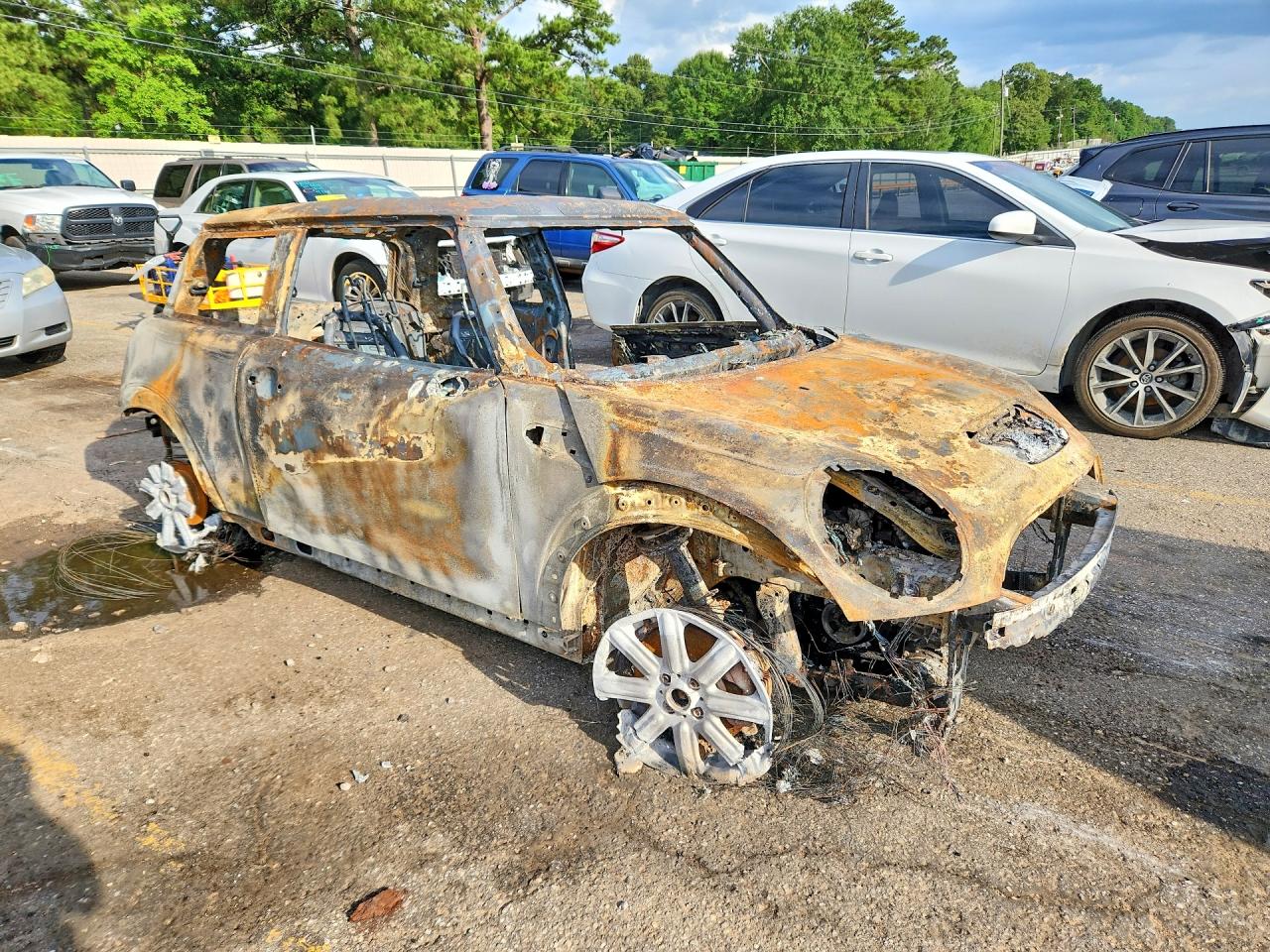 2012 Mini Cooper S Burn vin: WMWSV3C59CTY16627