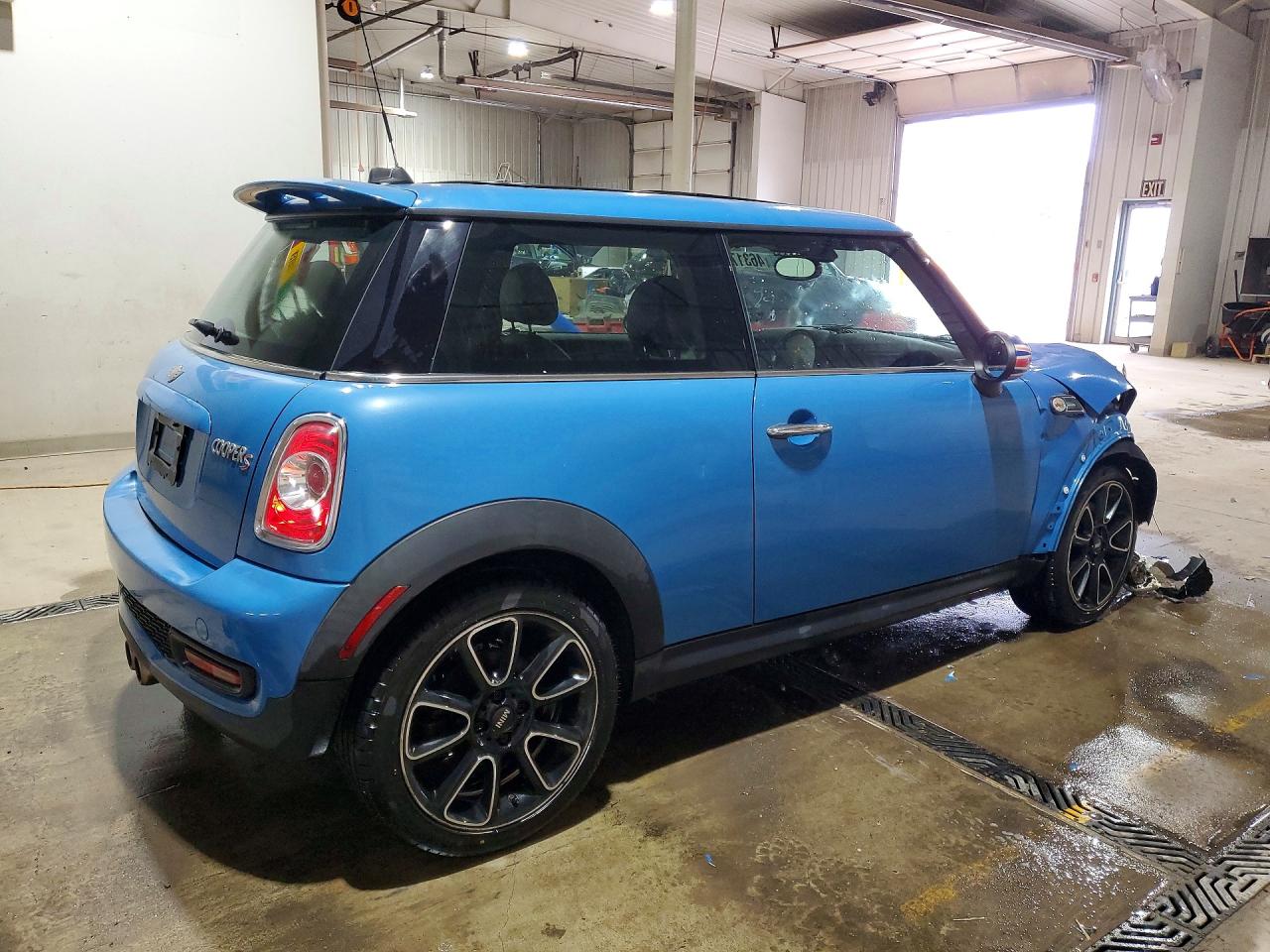 2013 Mini Cooper S Blue vin: WMWSV3C59DT389077