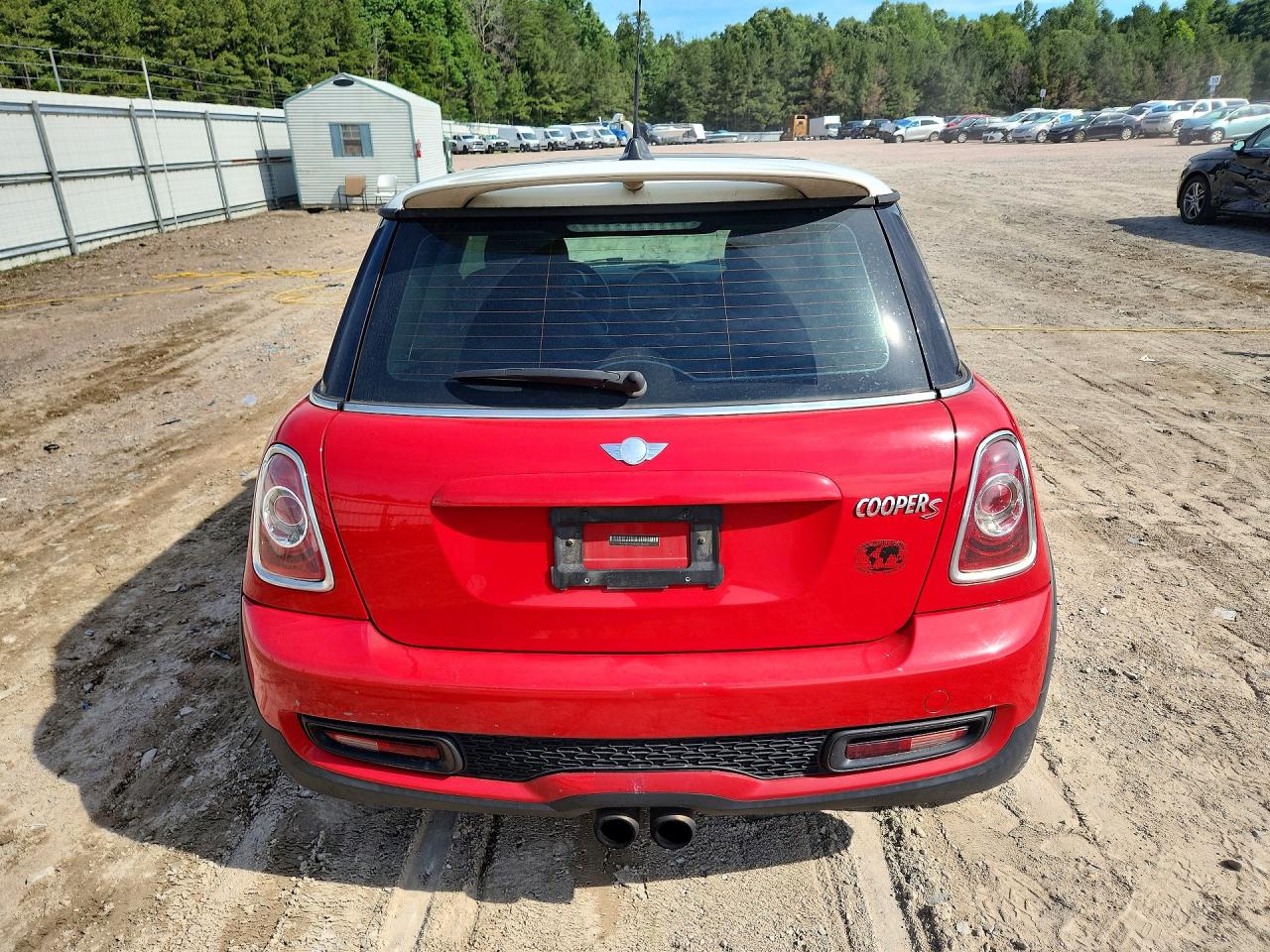 2013 Mini Cooper S Red vin: WMWSV3C59DT390150