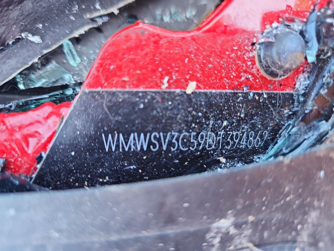 2013 Mini Cooper S Red vin: WMWSV3C59DT394862