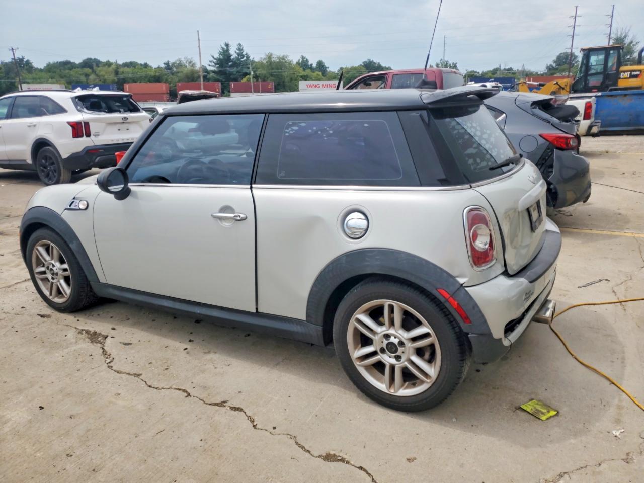 2011 Mini Cooper S Silver vin: WMWSV3C5XBTY12598