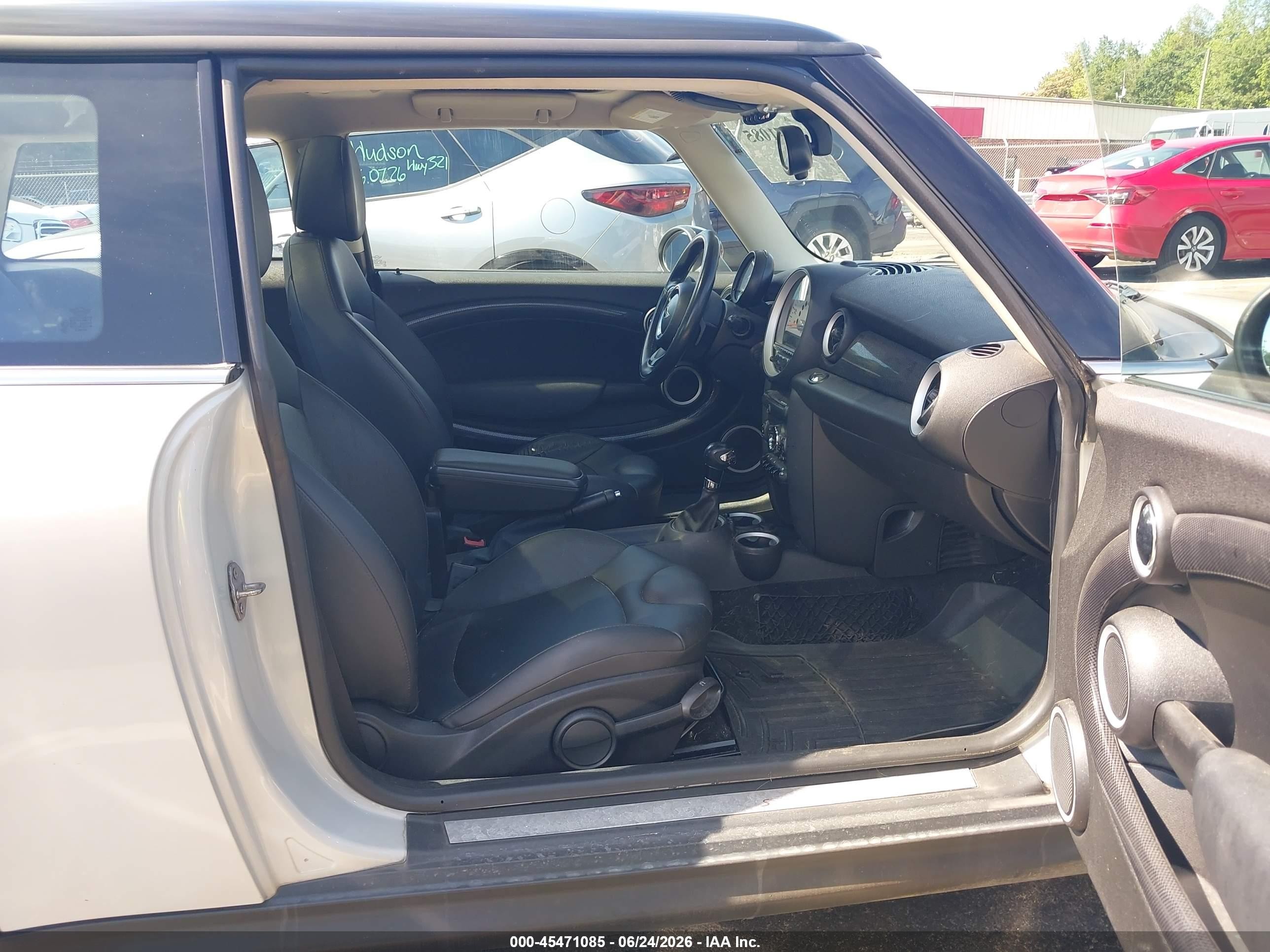 2013 Mini Hardtop Cooper S Silver vin: WMWSV3C5XDT389119