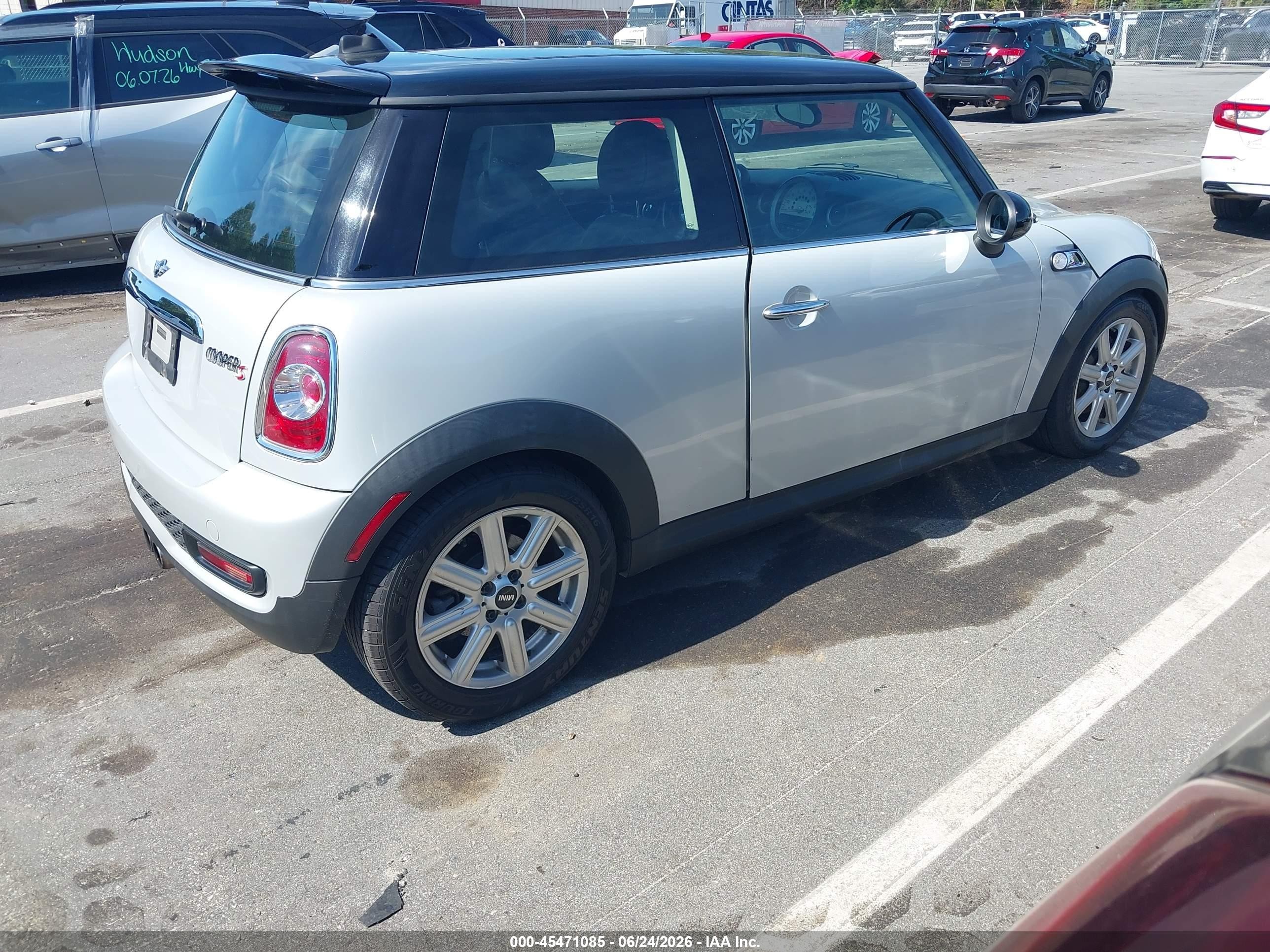 2013 Mini Hardtop Cooper S Silver vin: WMWSV3C5XDT389119