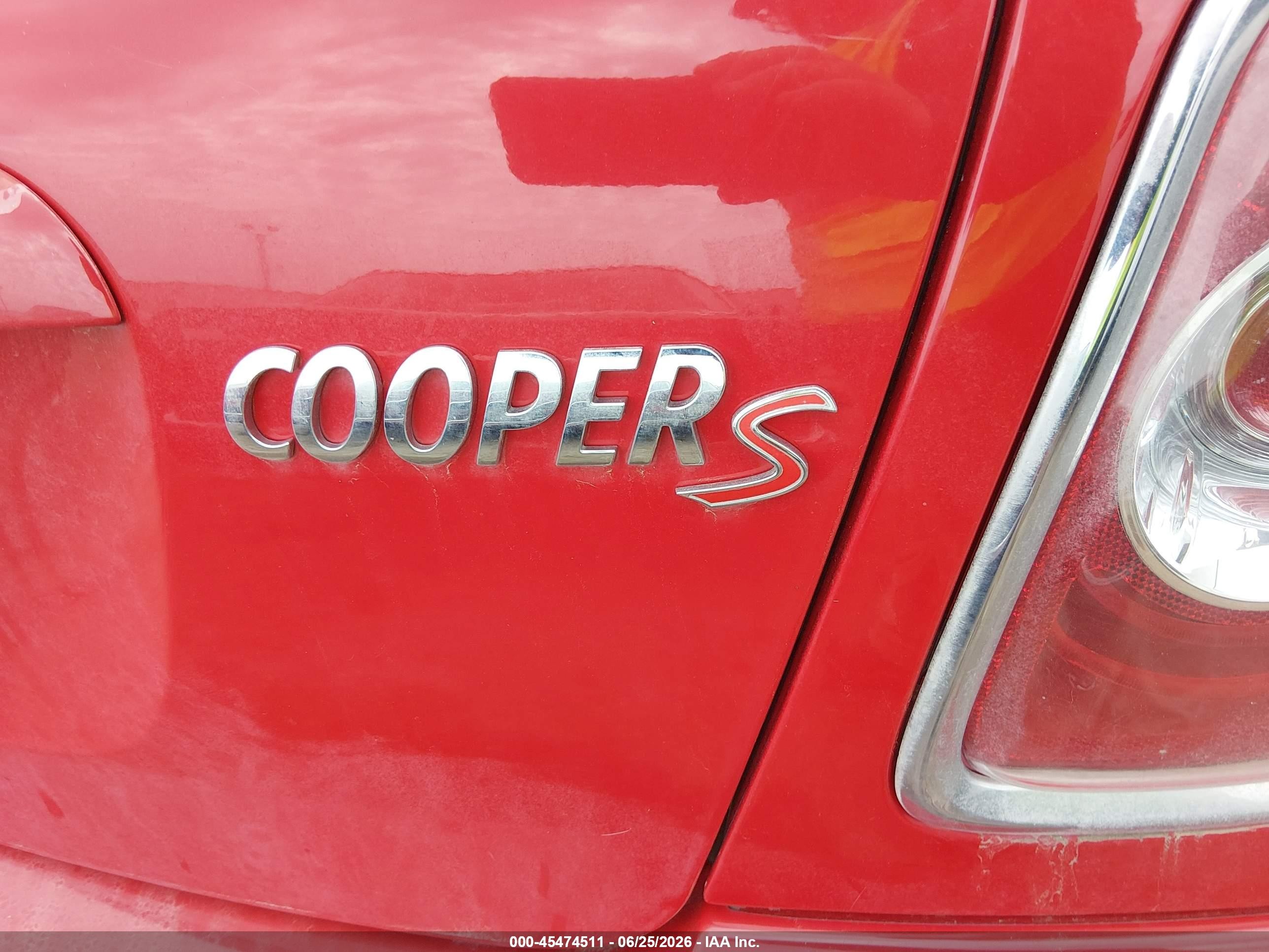 2013 Mini Hardtop Cooper S Красный vin: WMWSV3C5XDT393185