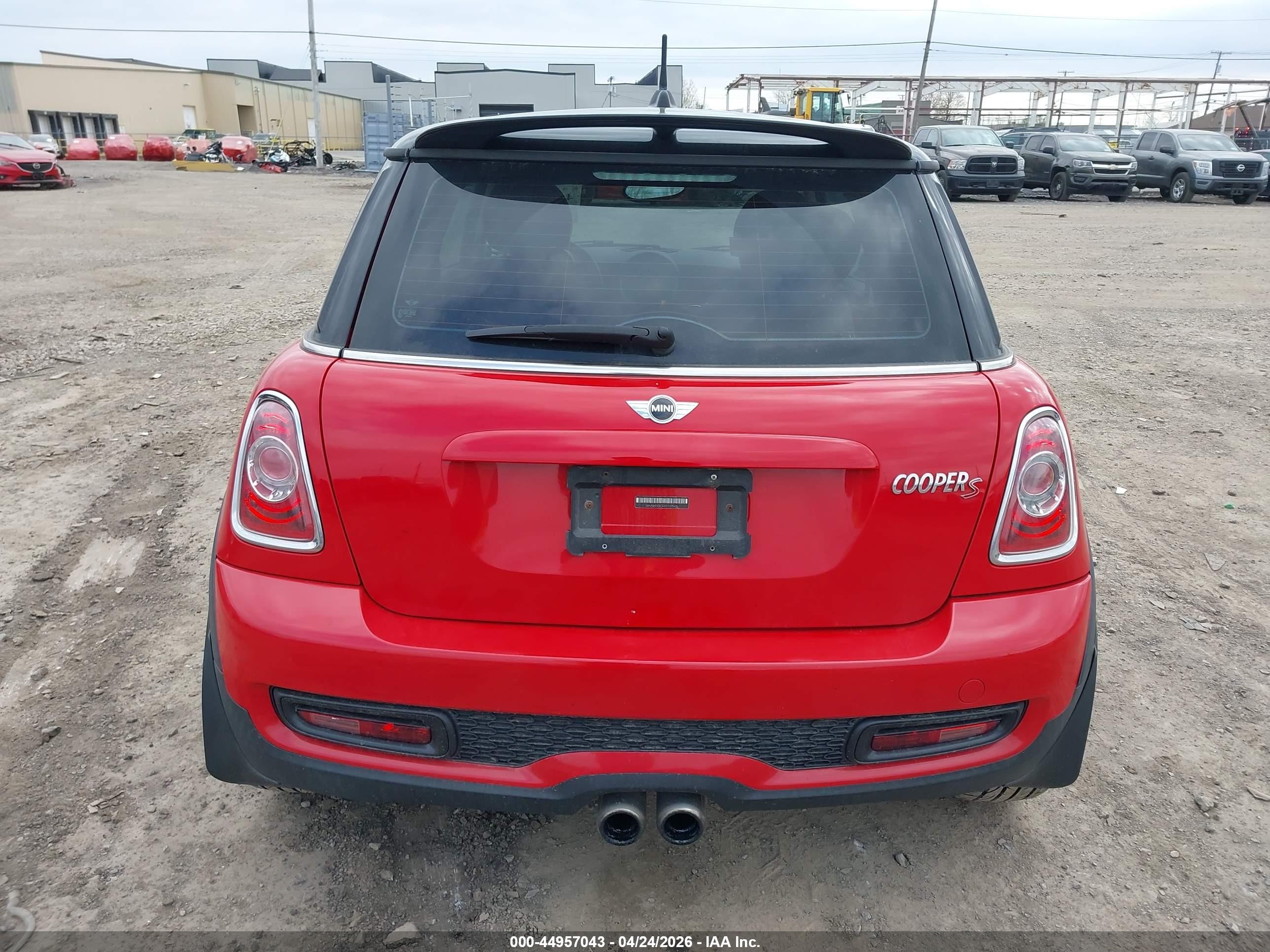 2013 Mini Hardtop Cooper S Red vin: WMWSV3C5XDT479421