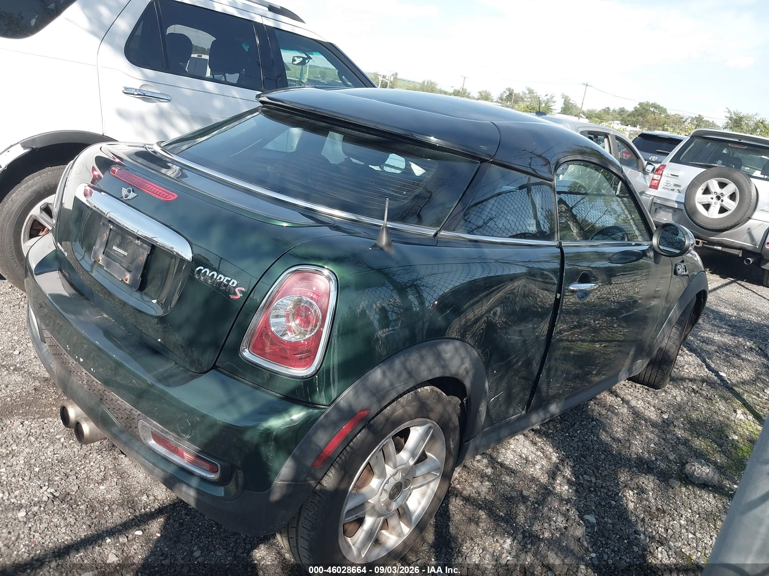 2012 Mini Cooper S   Green vin: WMWSX3C51CT465769