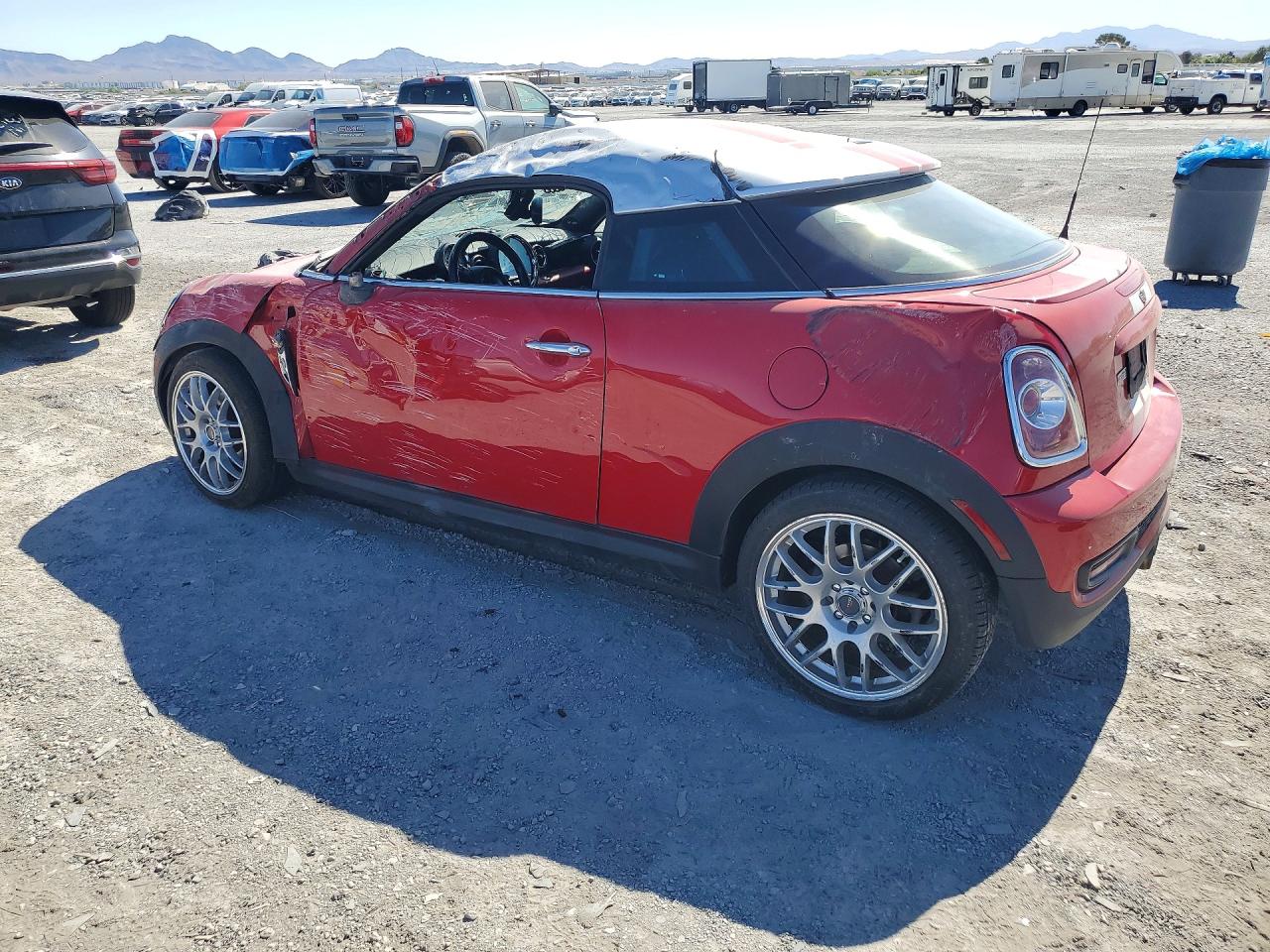2012 Mini Cooper Coupe S Red vin: WMWSX3C5XCT154678