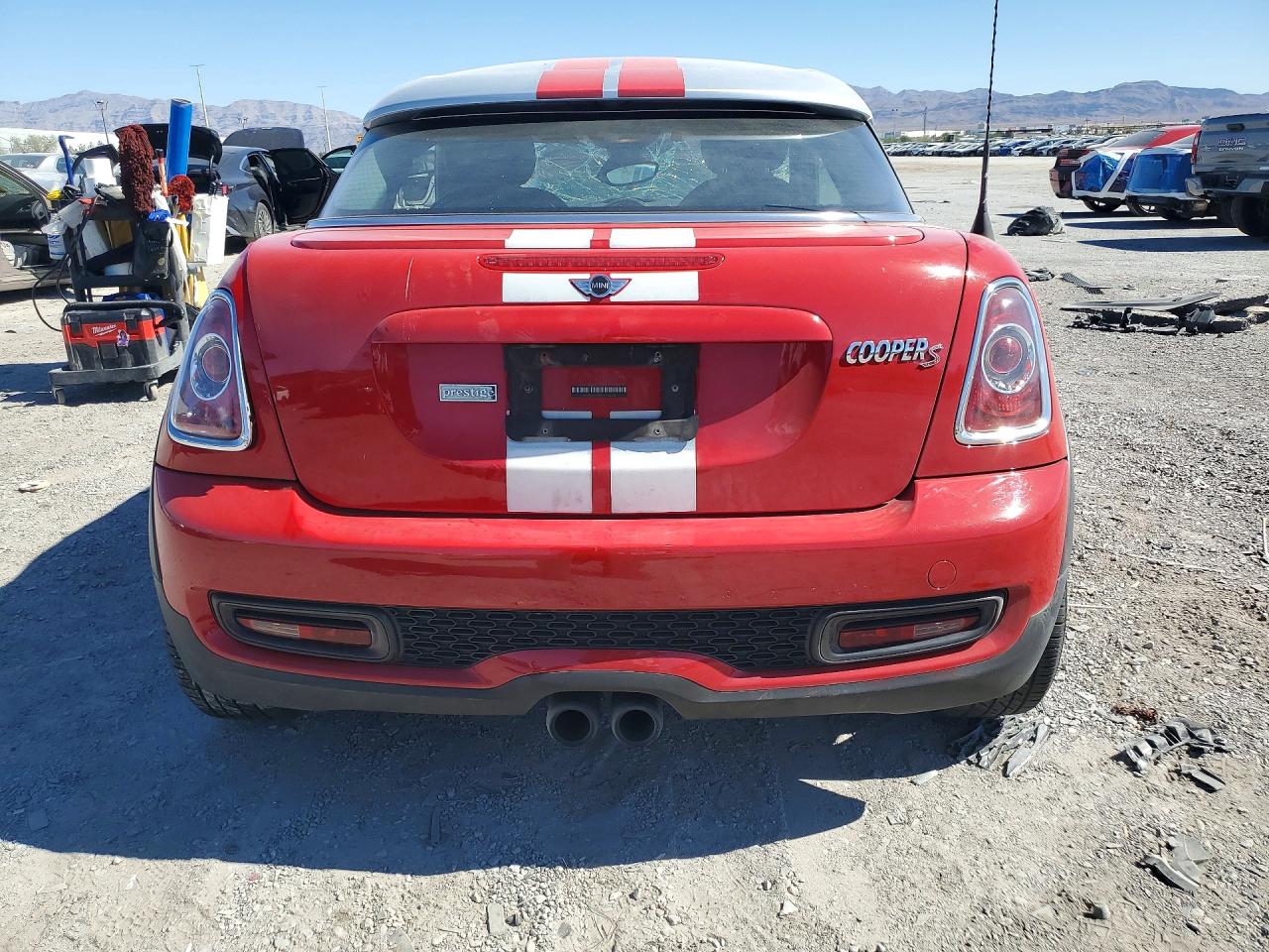 2012 Mini Cooper Coupe S Red vin: WMWSX3C5XCT154678