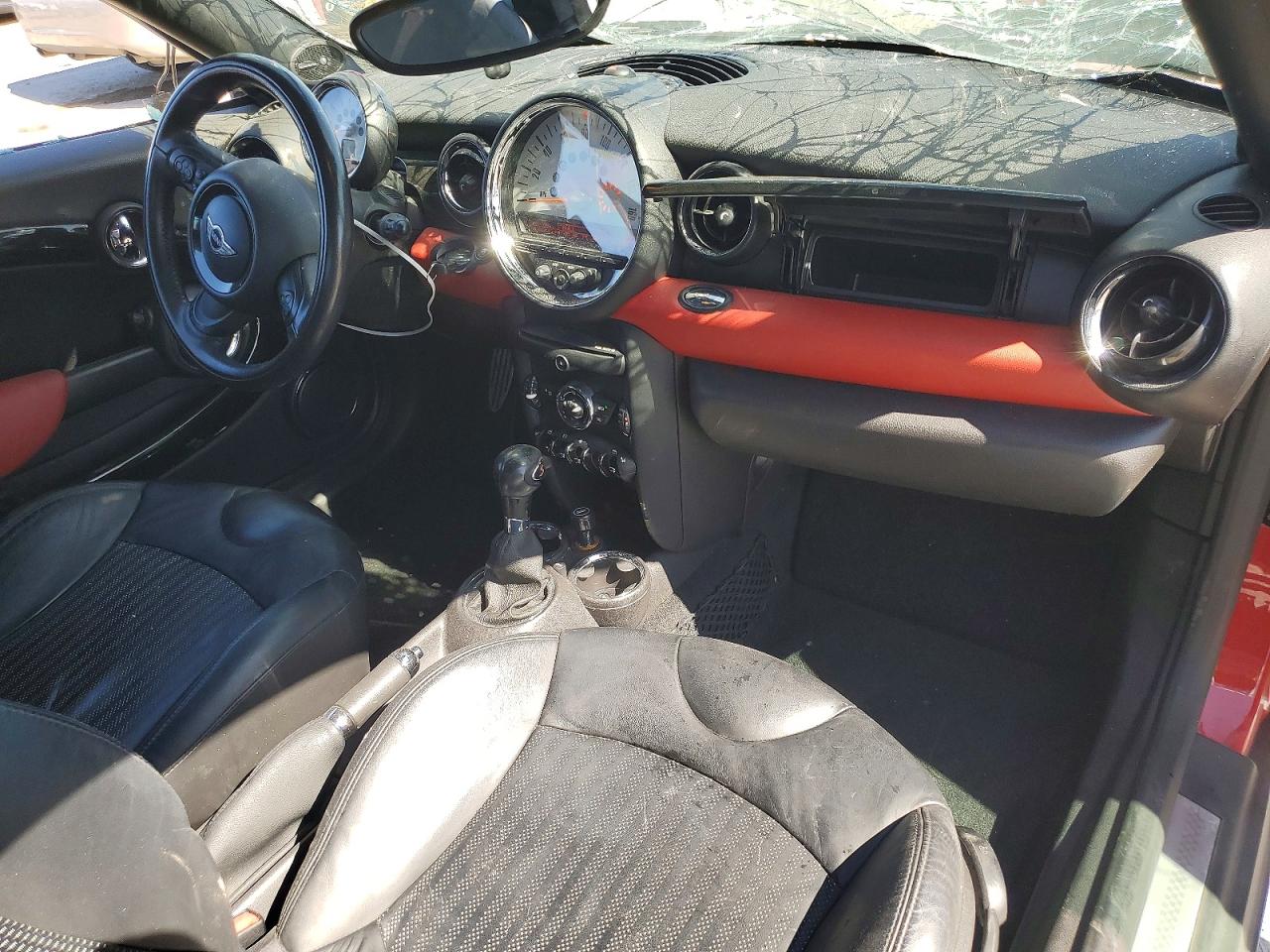 2012 Mini Cooper Coupe S Red vin: WMWSX3C5XCT154678
