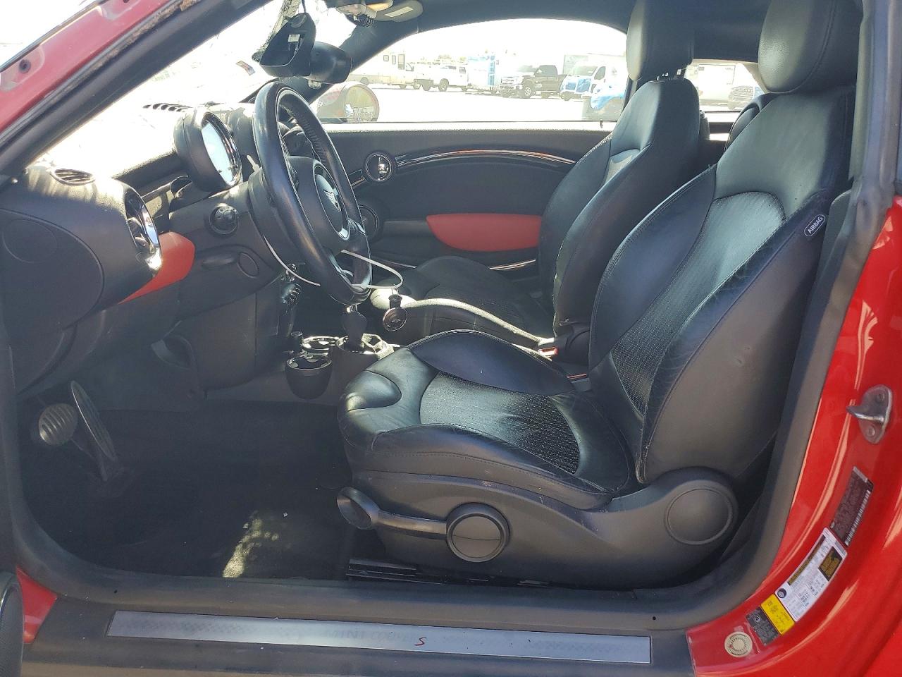 2012 Mini Cooper Coupe S Red vin: WMWSX3C5XCT154678