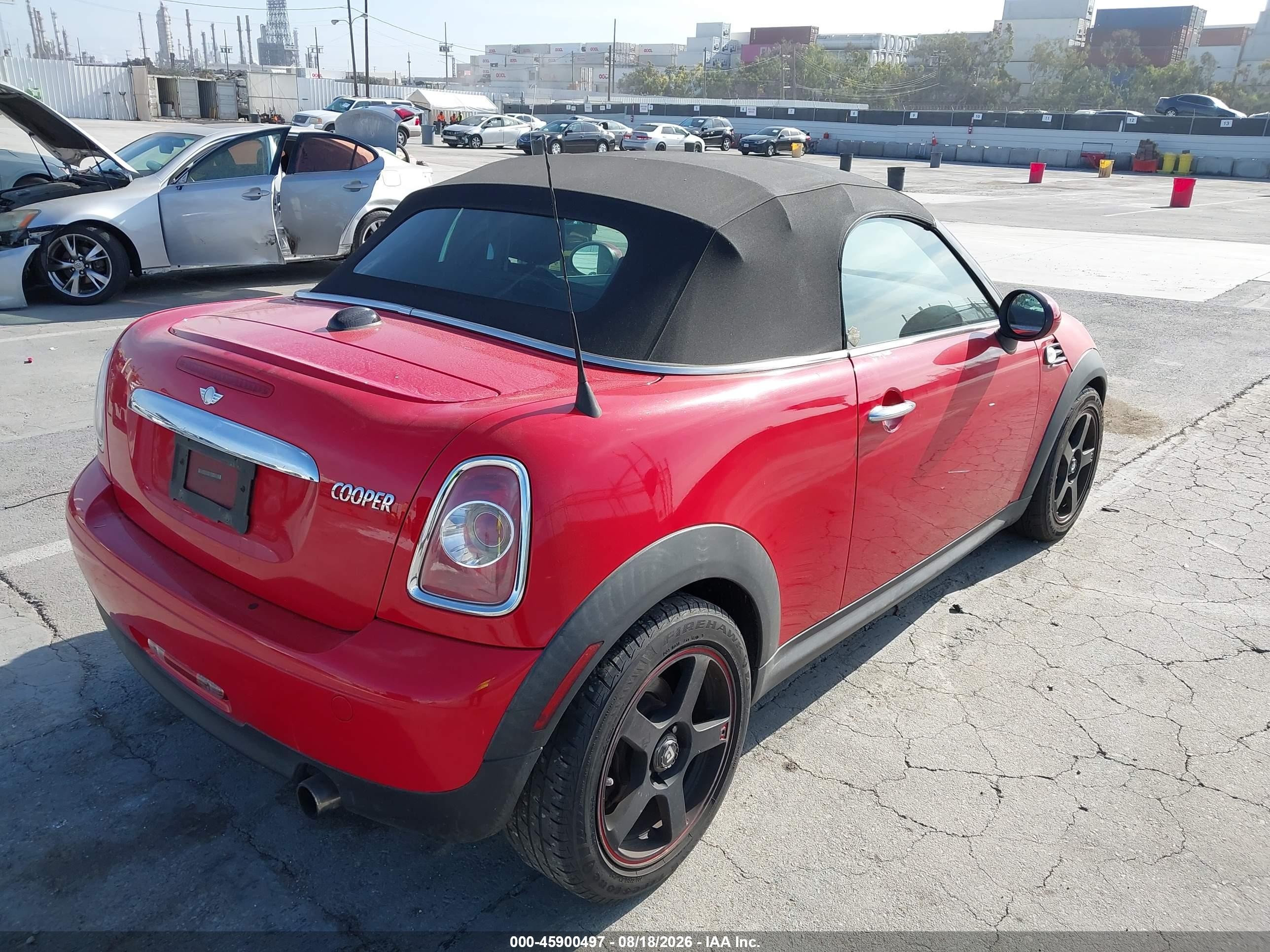 2012 Mini Cooper   Red vin: WMWSY1C54CT311560