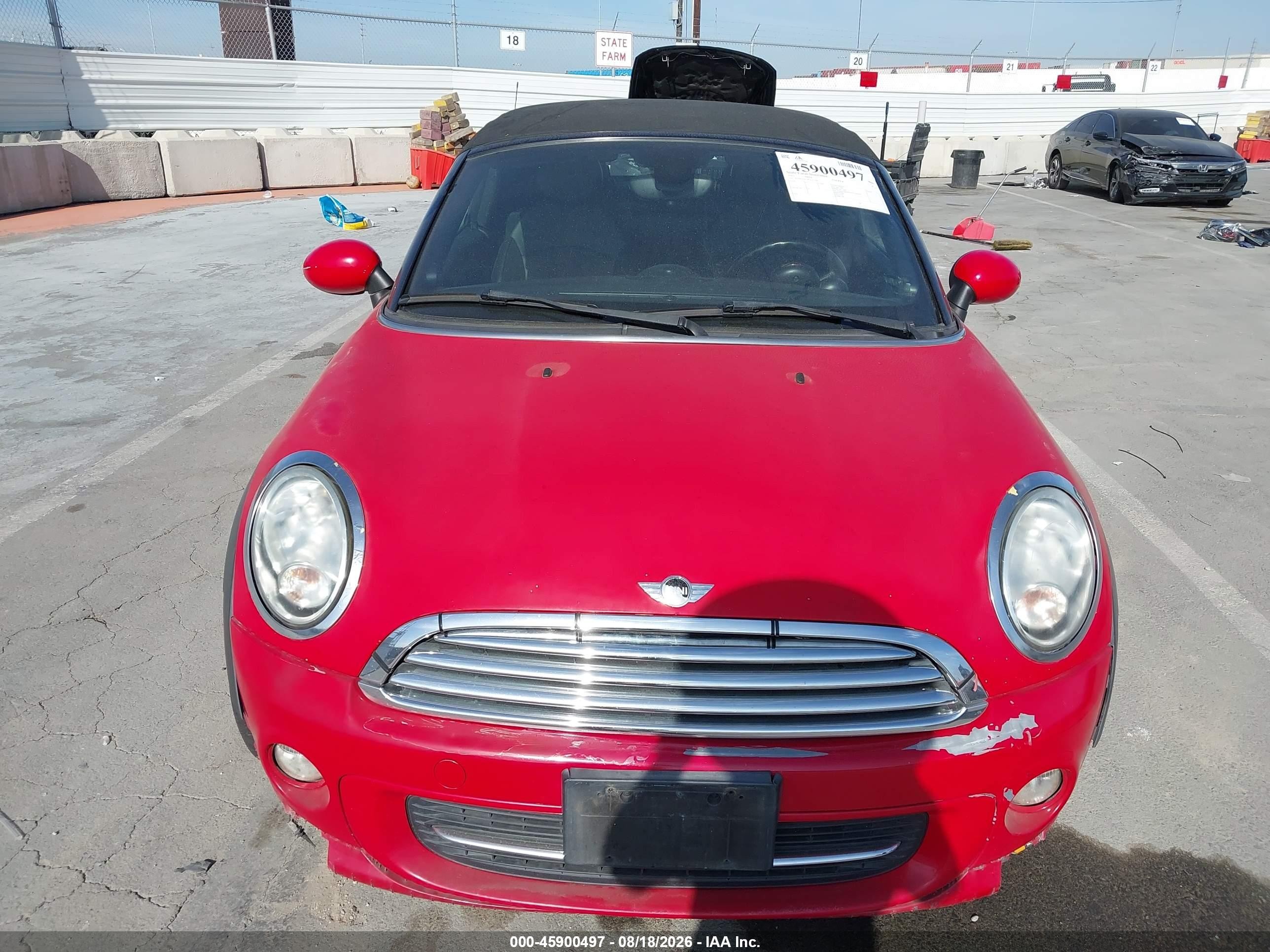 2012 Mini Cooper   Red vin: WMWSY1C54CT311560