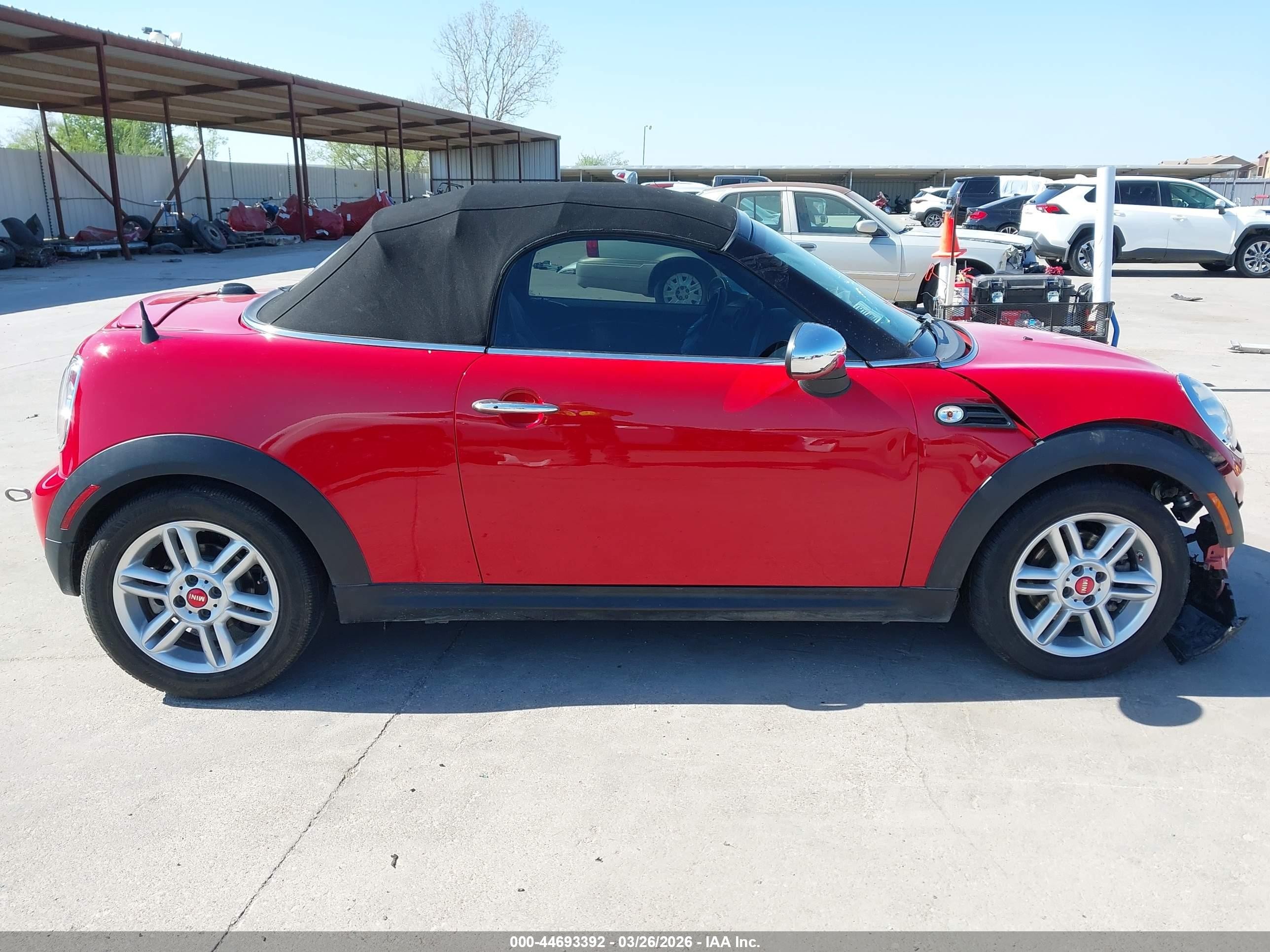 2015 Mini Roadster Cooper Черный vin: WMWSY1C54FT719724