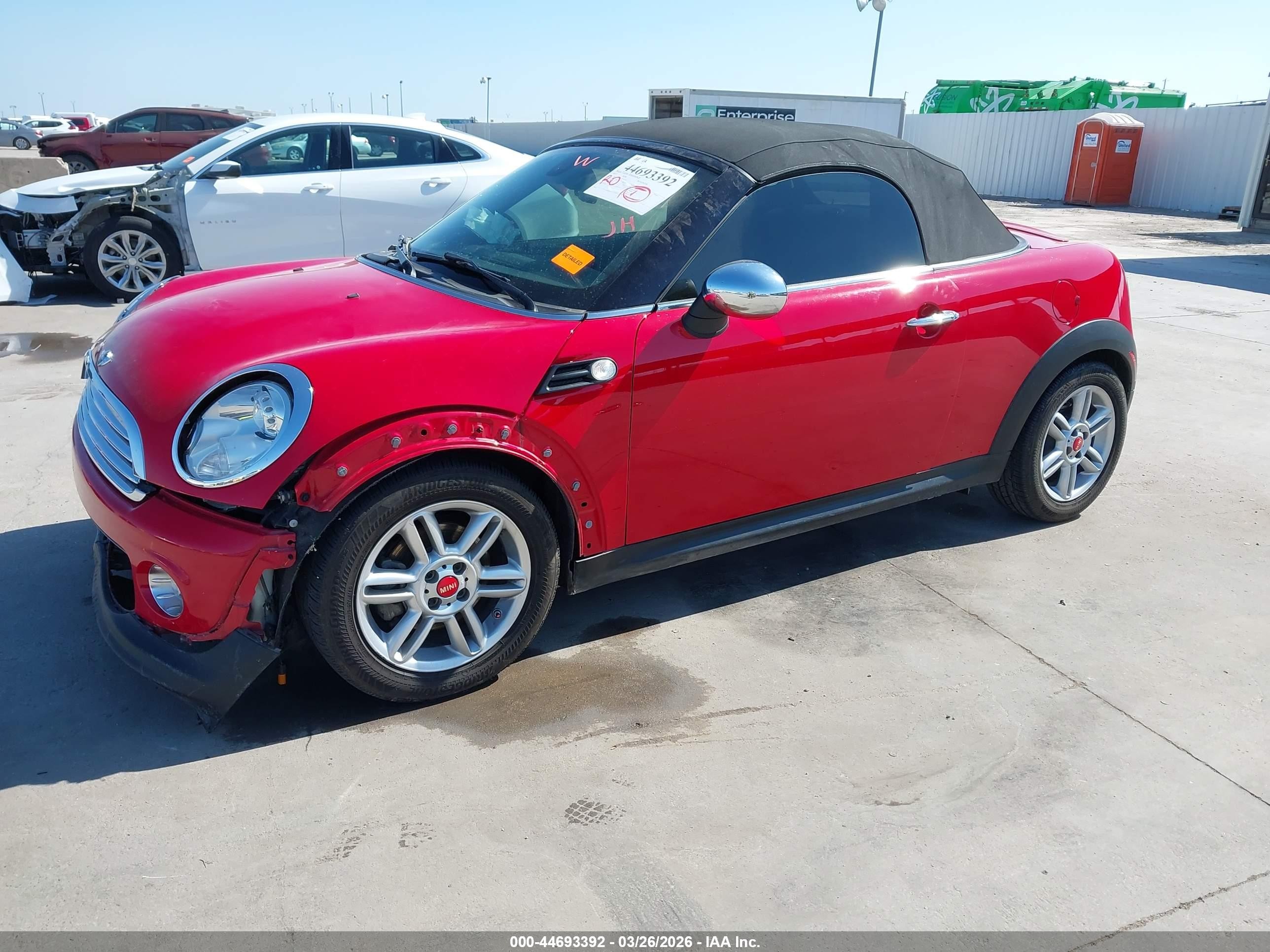2015 Mini Roadster Cooper Черный vin: WMWSY1C54FT719724