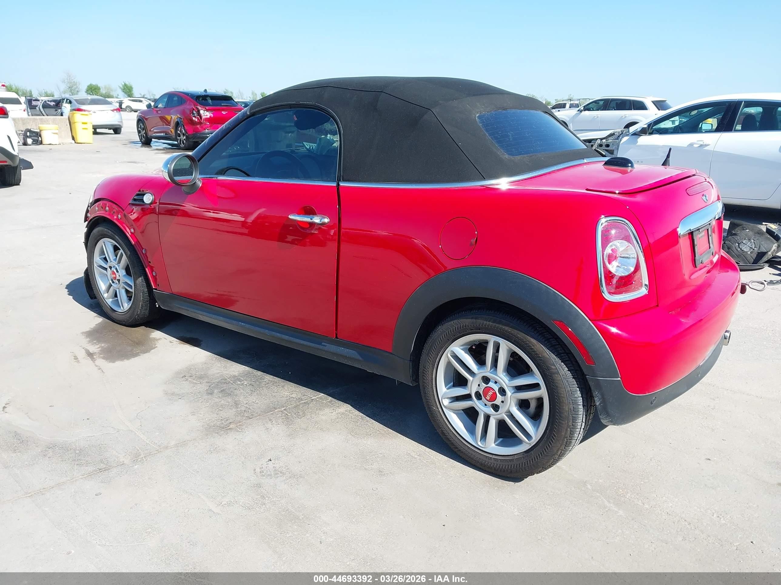 2015 Mini Roadster Cooper Черный vin: WMWSY1C54FT719724