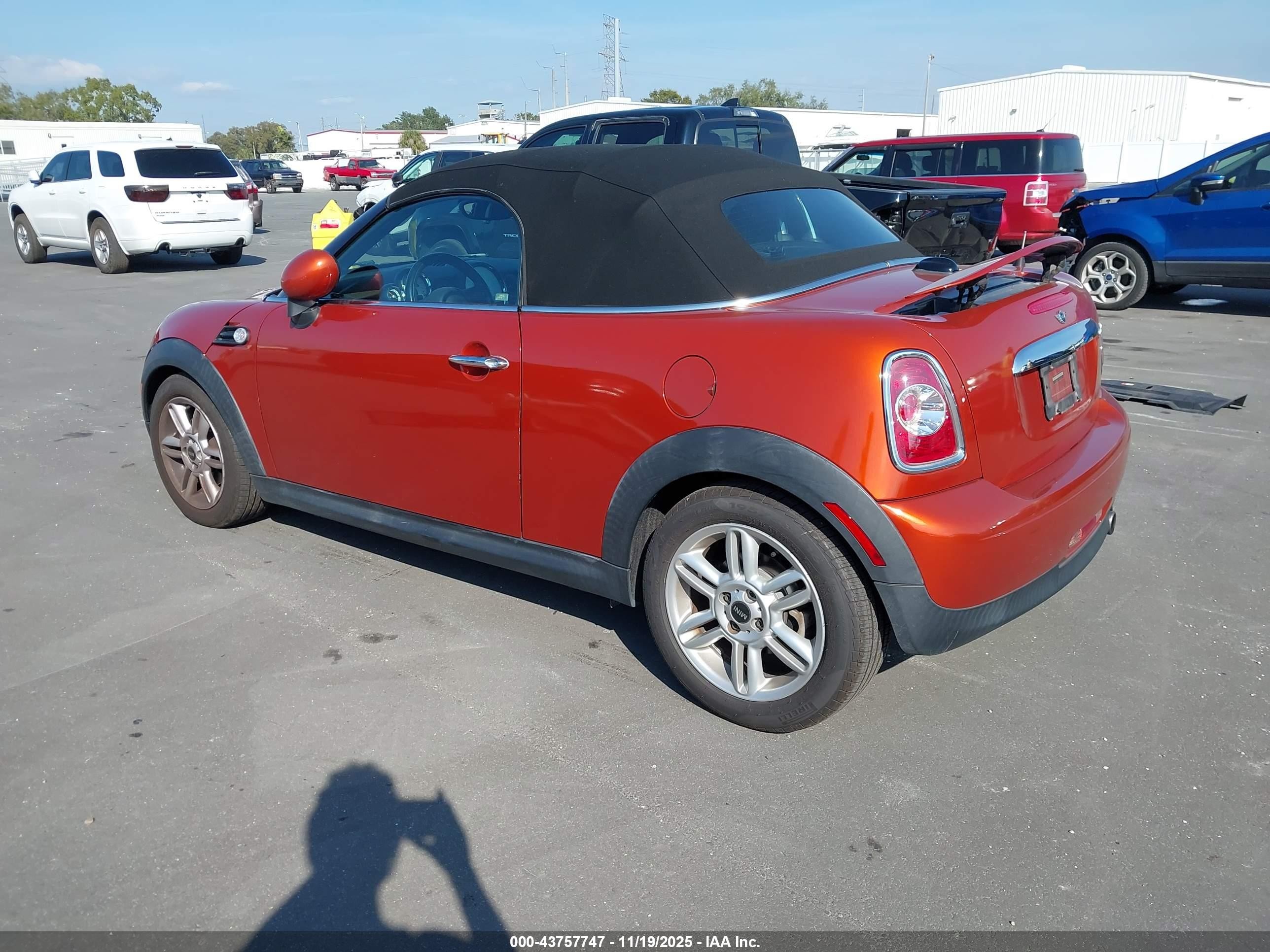 2013 Mini Roadster Cooper Оранжевый vin: WMWSY1C55DT311925