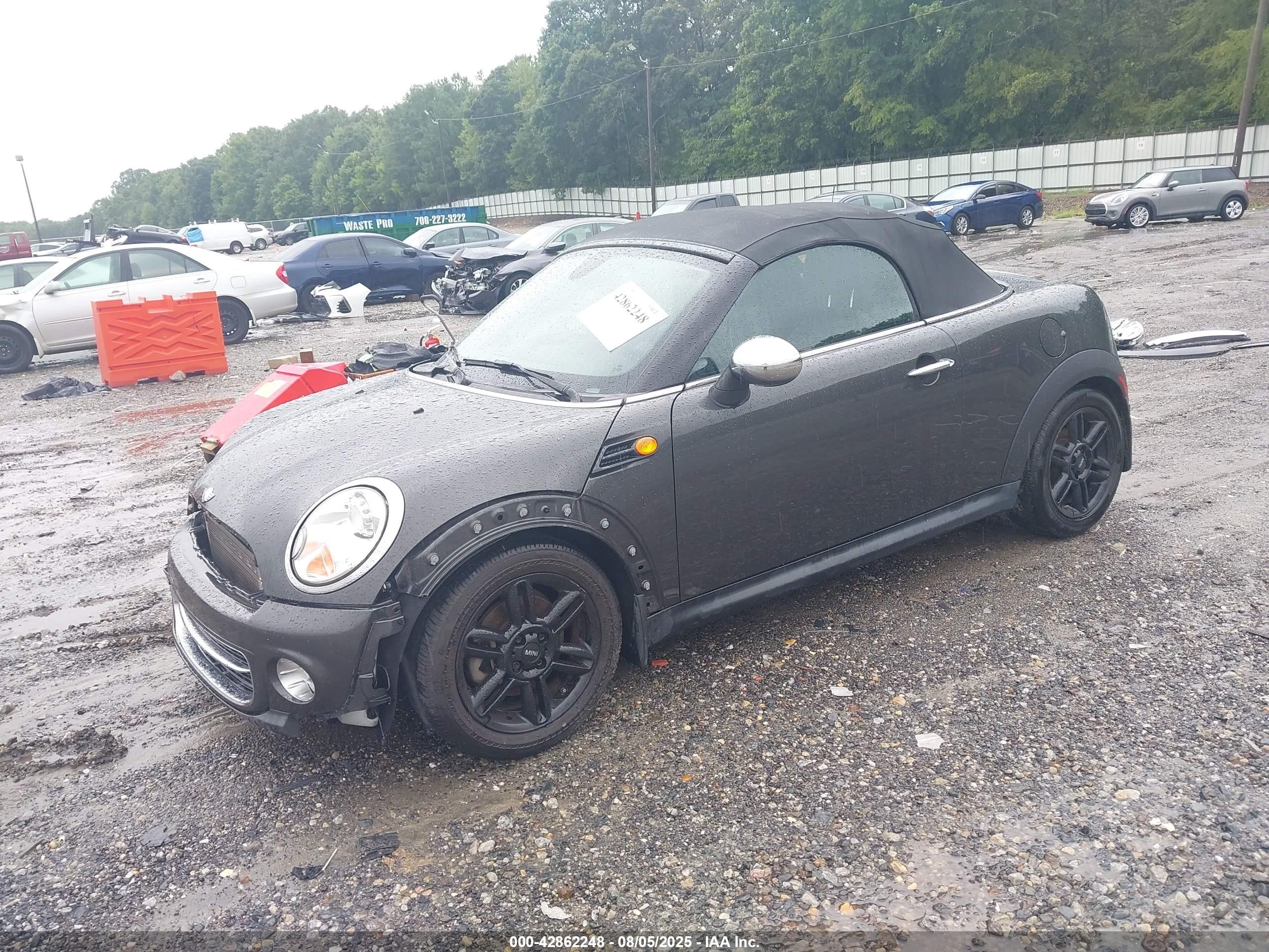 2013 Mini Roadster Cooper Gray vin: WMWSY1C55DT429344
