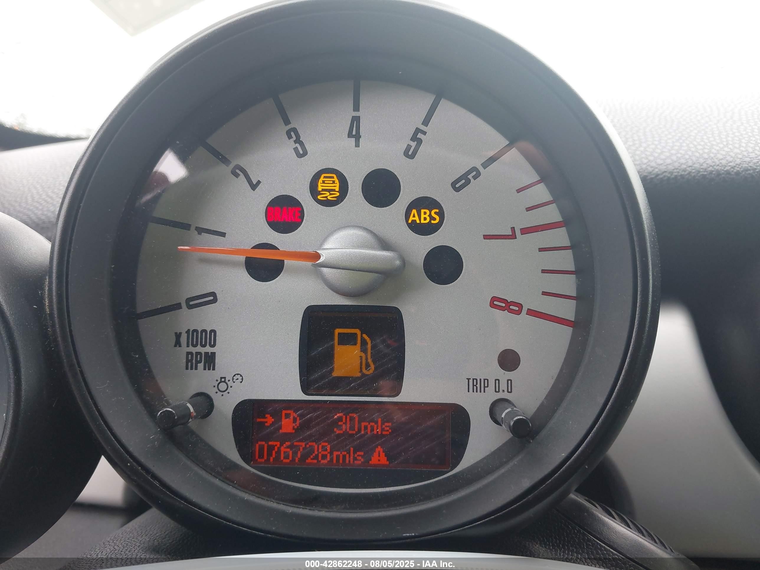 2013 Mini Roadster Cooper Gray vin: WMWSY1C55DT429344