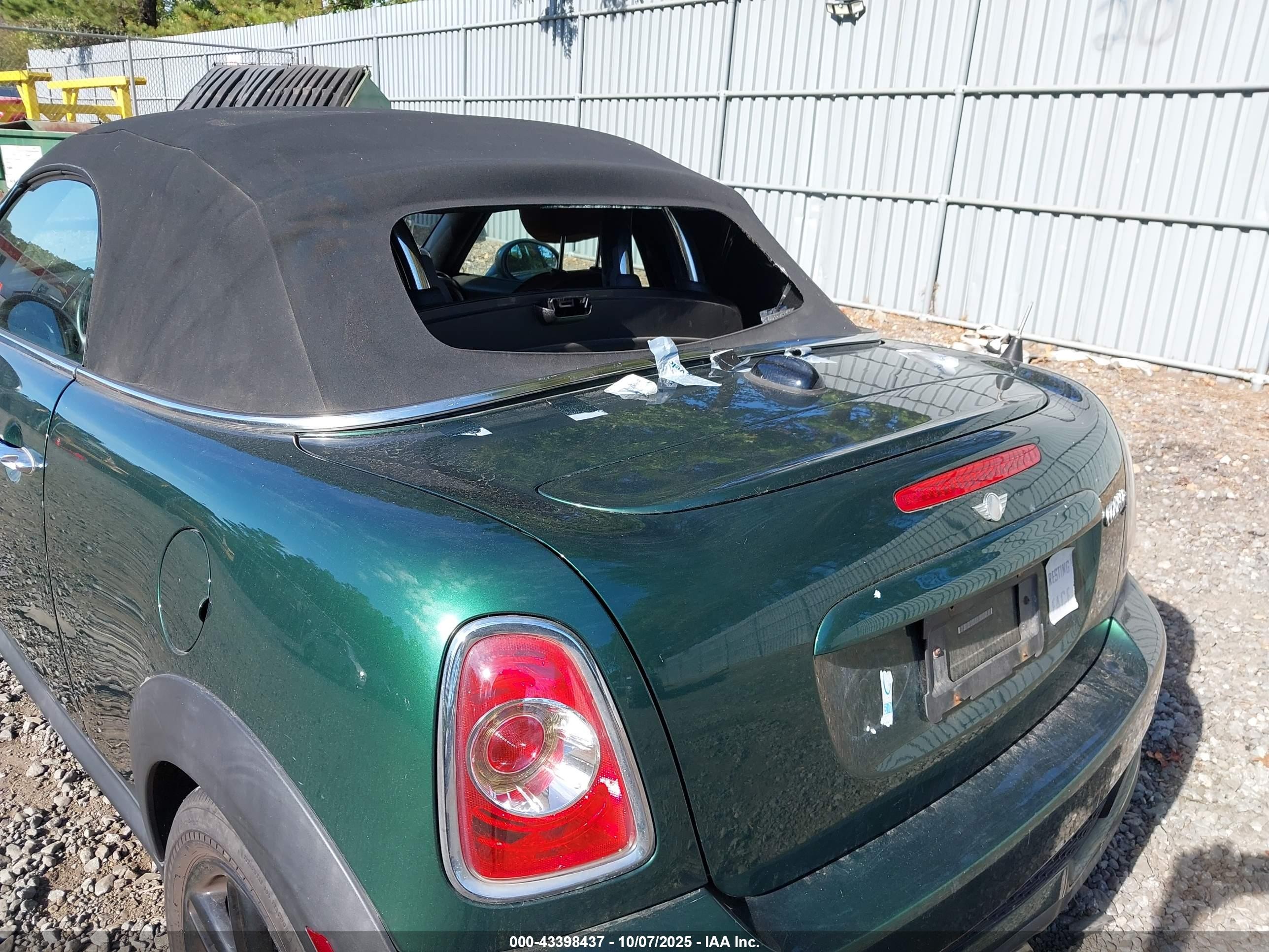 2013 Mini Roadster Cooper S Зеленый vin: WMWSY3C51DT565871