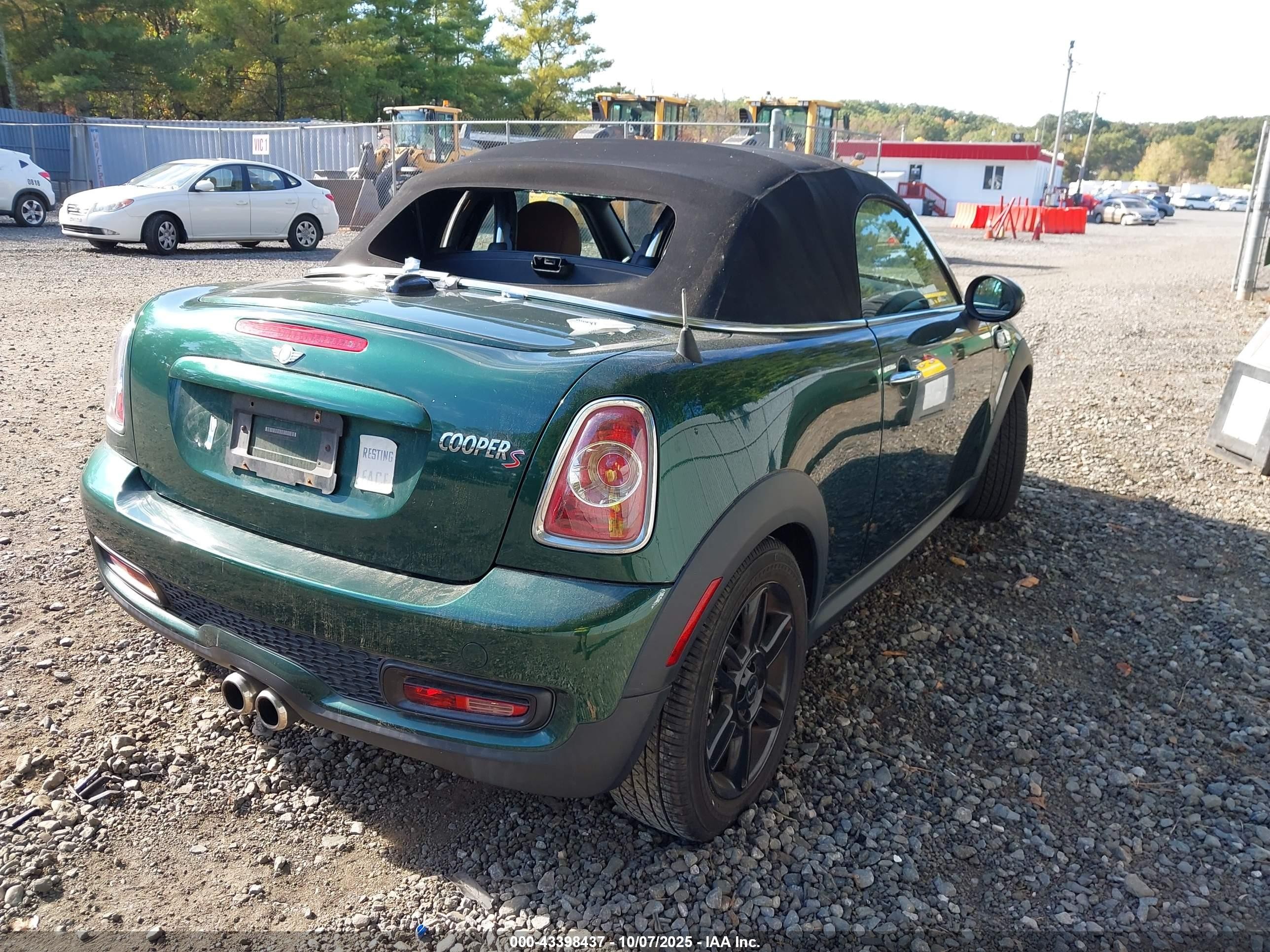 2013 Mini Roadster Cooper S Зеленый vin: WMWSY3C51DT565871