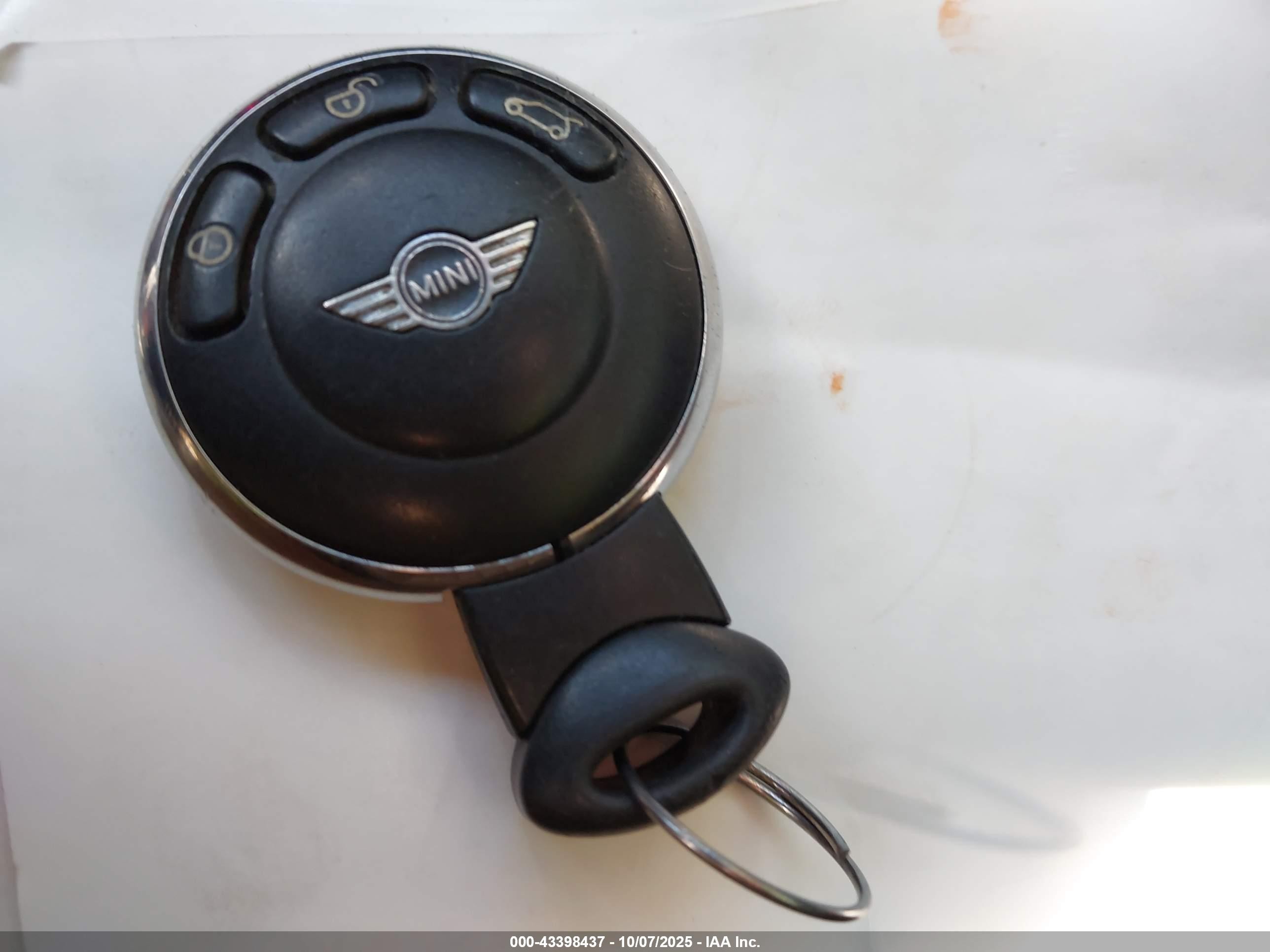 2013 Mini Roadster Cooper S Зеленый vin: WMWSY3C51DT565871