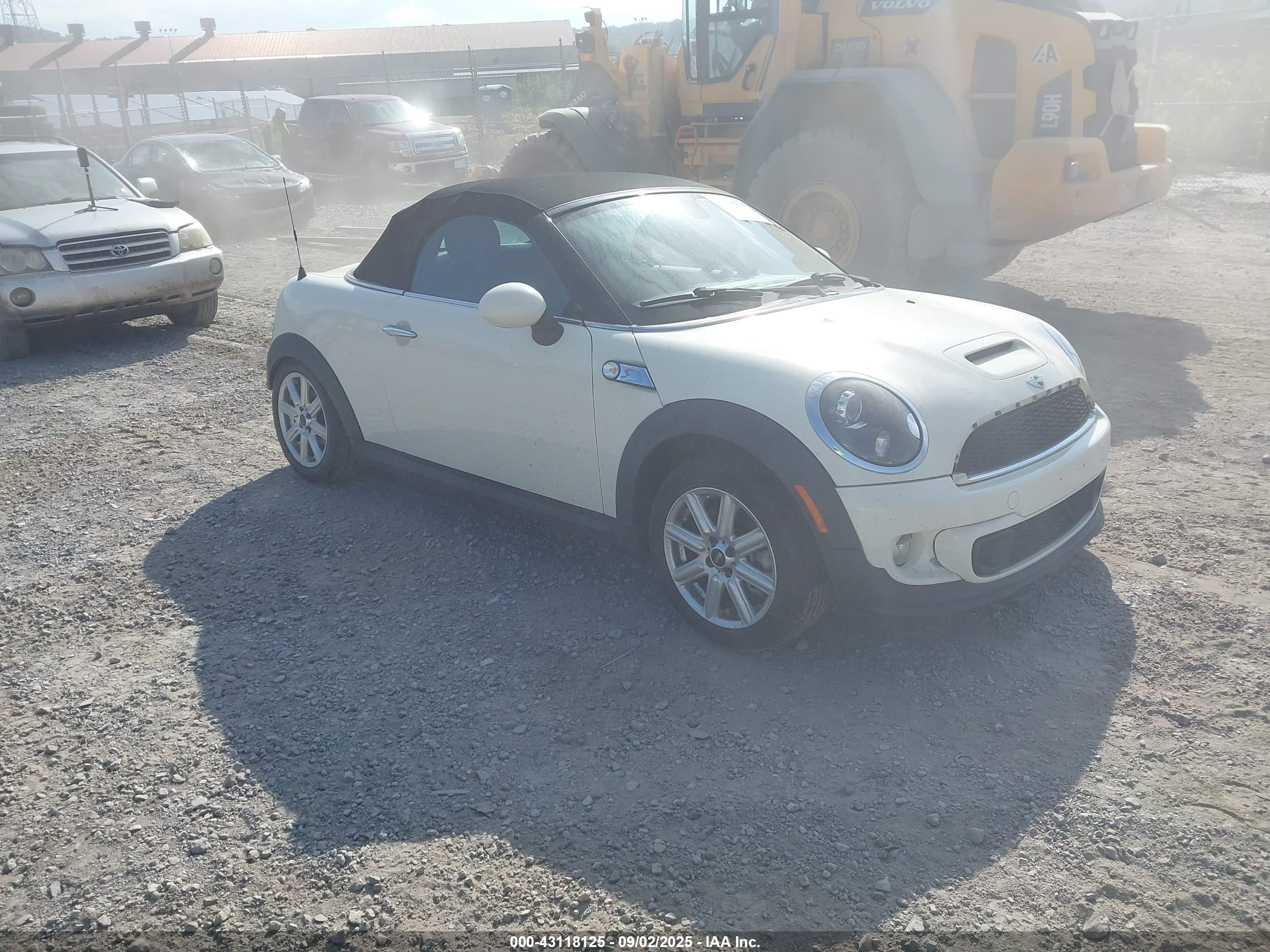 2013 Mini Roadster Cooper S White vin: WMWSY3C54DT594314