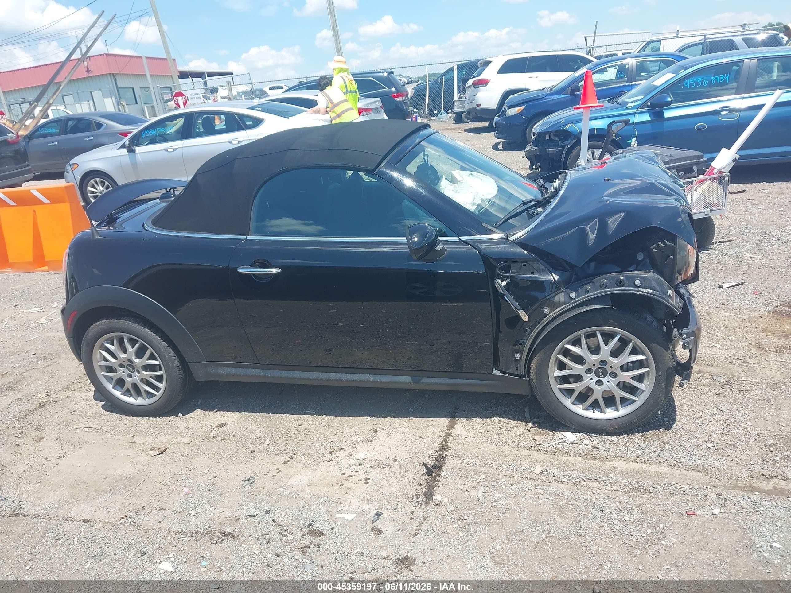 2015 Mini Roadster Cooper S Black vin: WMWSY3C56FT595368