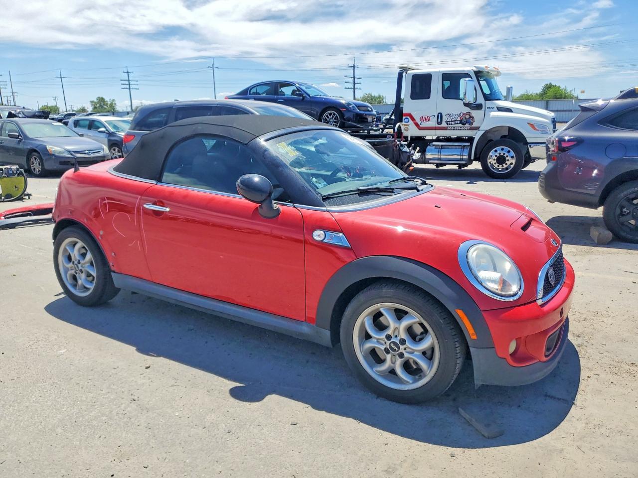2012 Mini Cooper Roadster S Red vin: WMWSY3C59CT144253