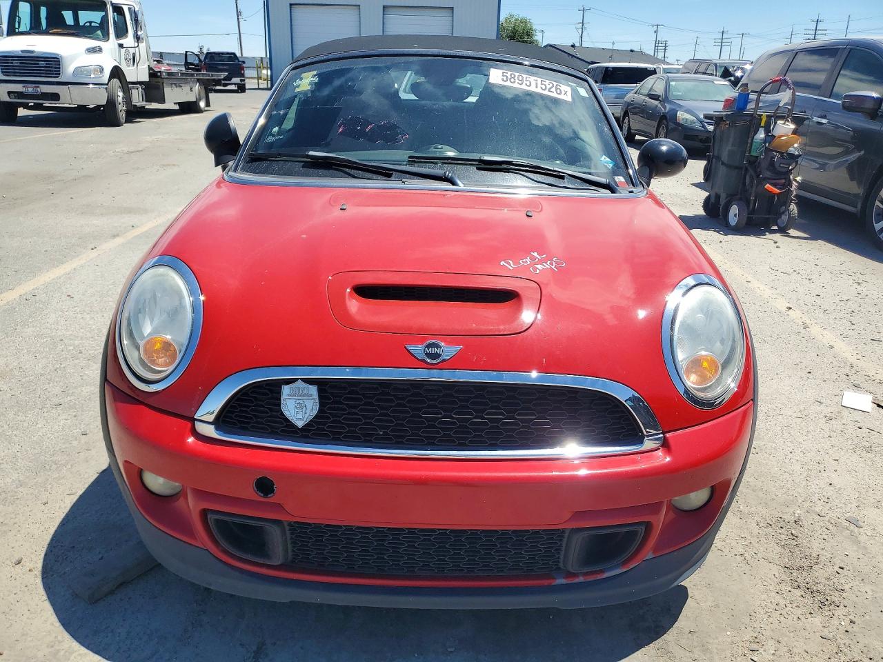 2012 Mini Cooper Roadster S Red vin: WMWSY3C59CT144253