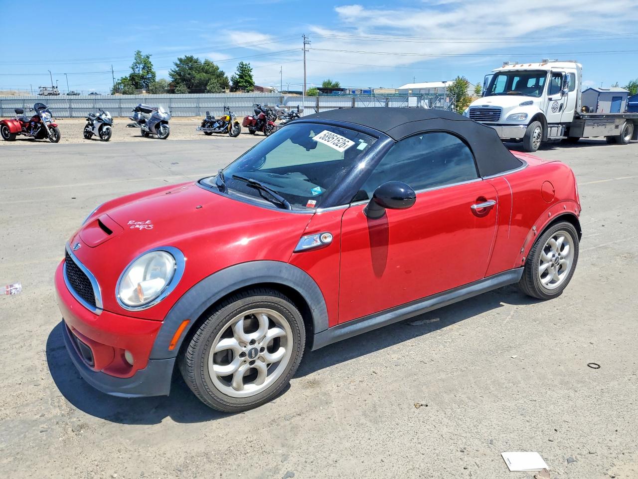 2012 Mini Cooper Roadster S Red vin: WMWSY3C59CT144253