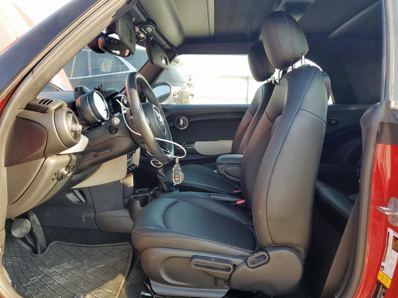2018 Mini Cooper Красный vin: WMWWG5C50J3D00728