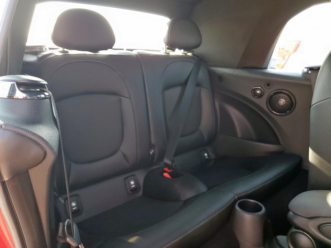 2018 Mini Cooper Красный vin: WMWWG5C50J3D00728