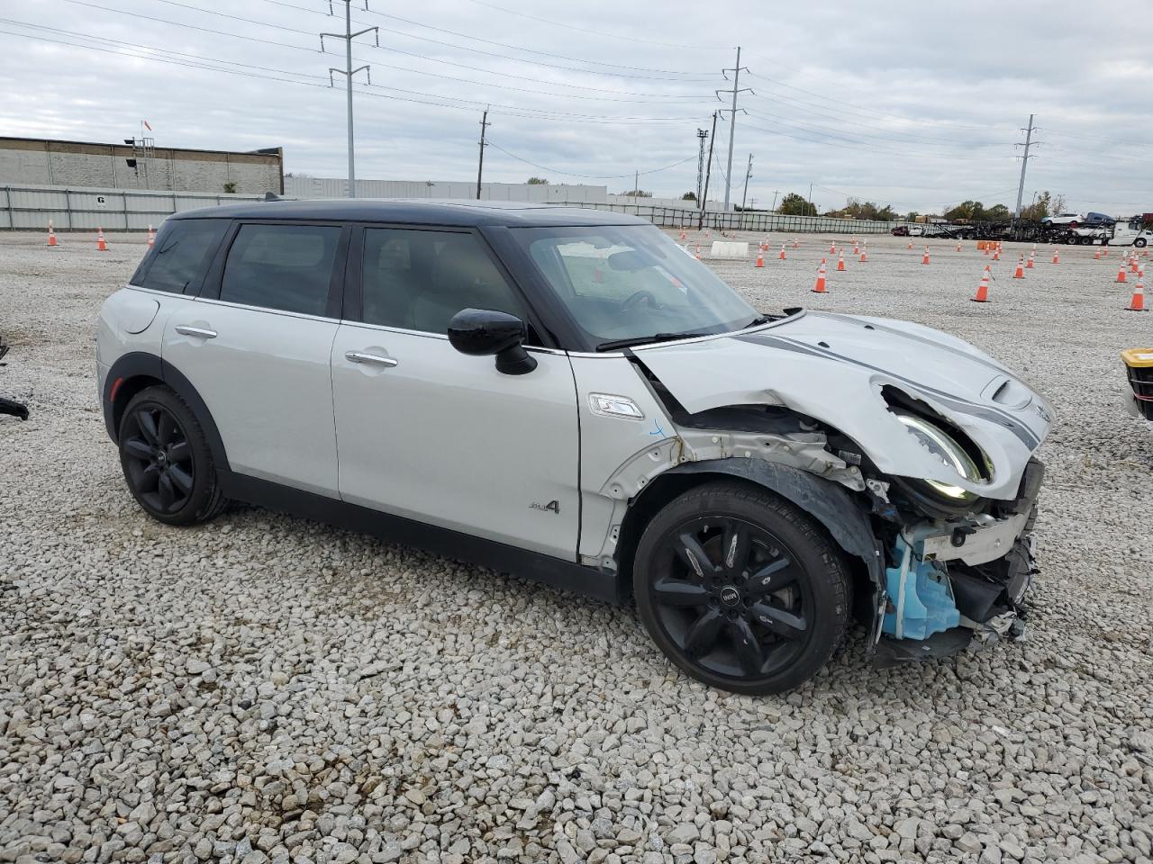 2022 Mini Cooper S Clubman All4 Silver vin: WMWXJ1C02N2R15311