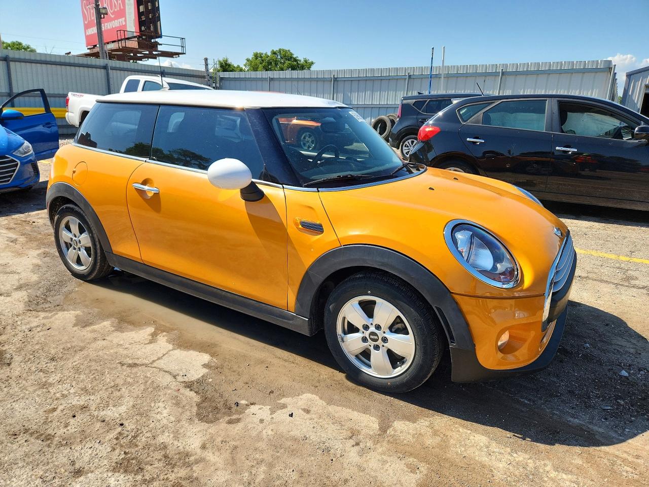 2014 Mini Cooper Оранжевый vin: WMWXM5C50ET932600